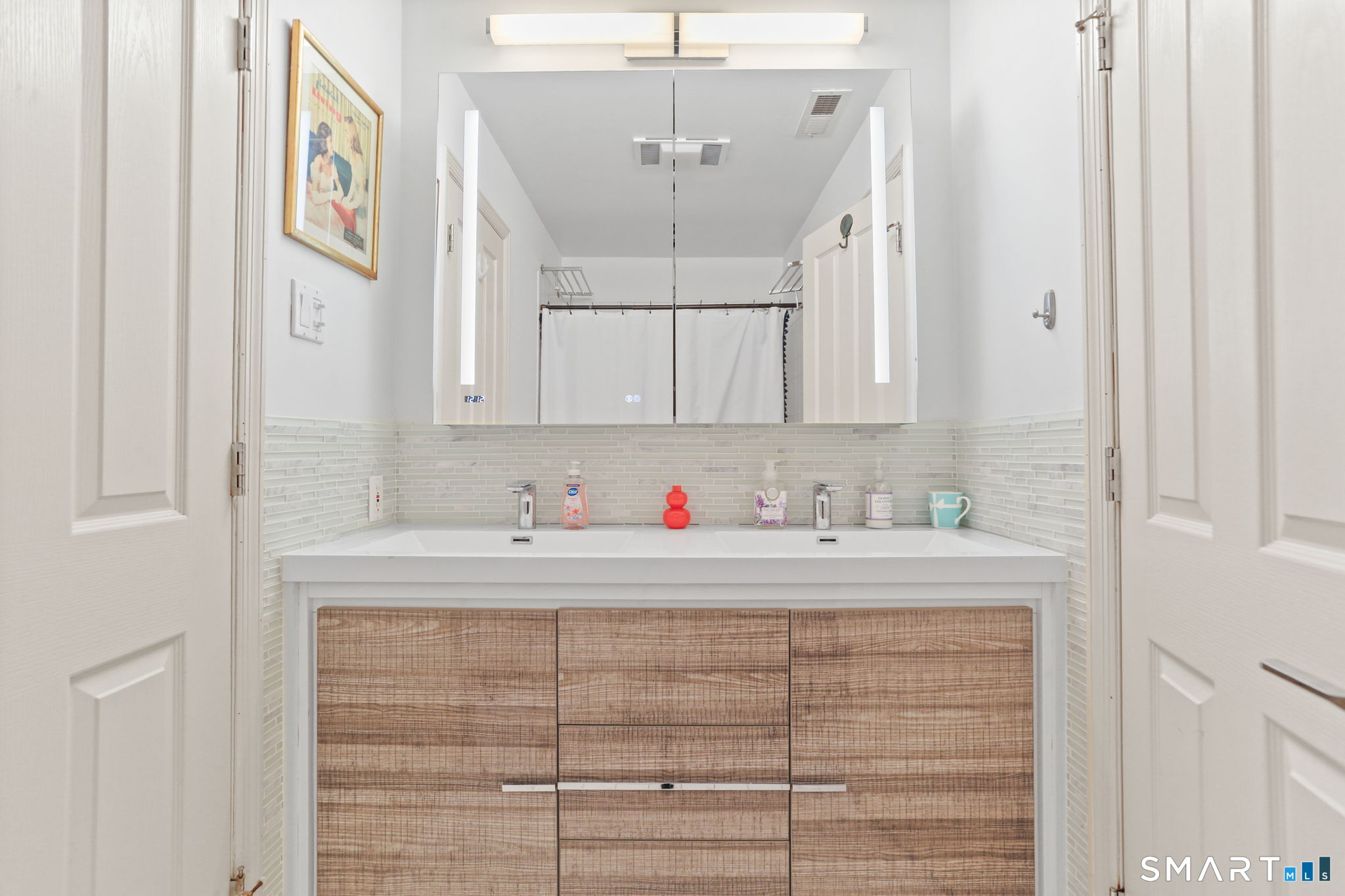 77 Locust Avenue APT 124