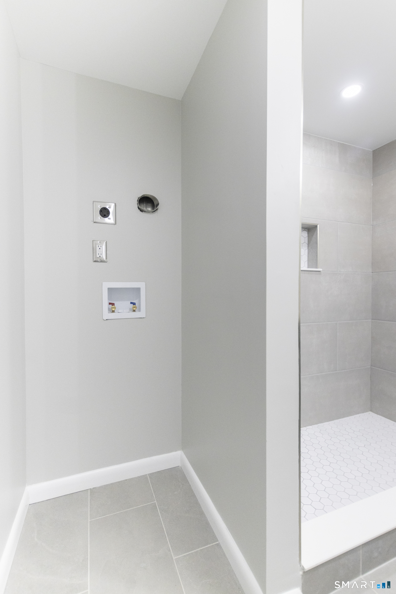109 Katona Drive 18