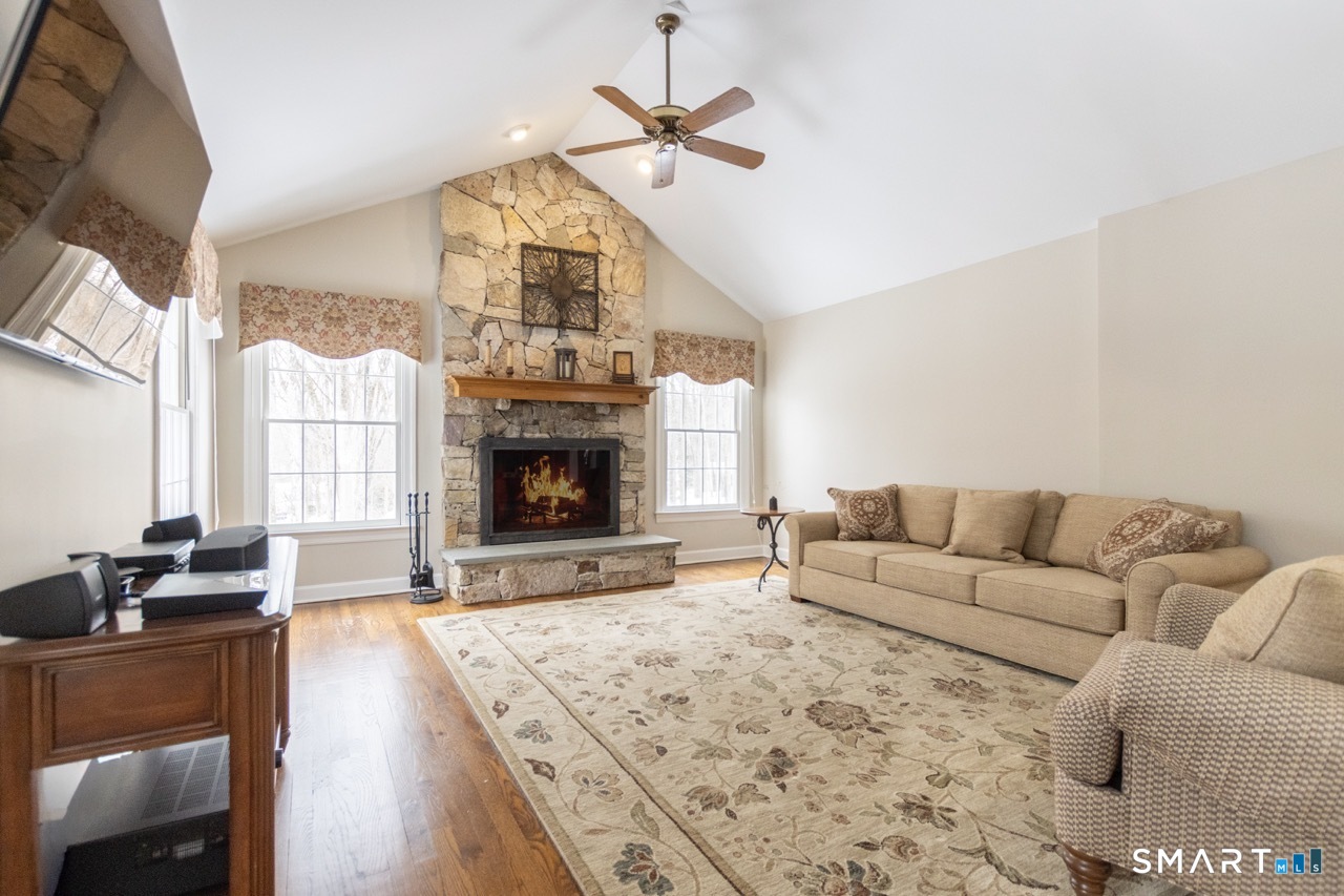 102 Coventry Lane