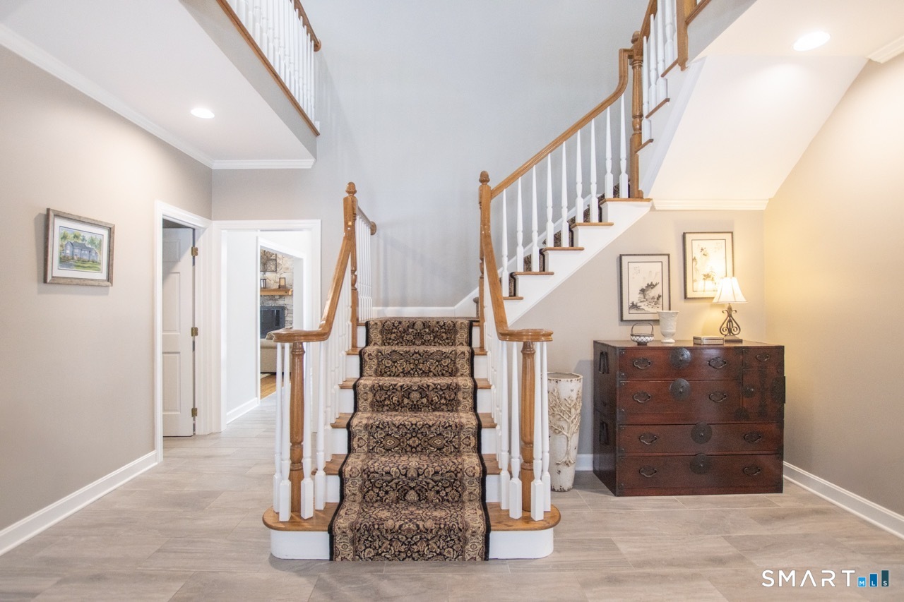 102 Coventry Lane
