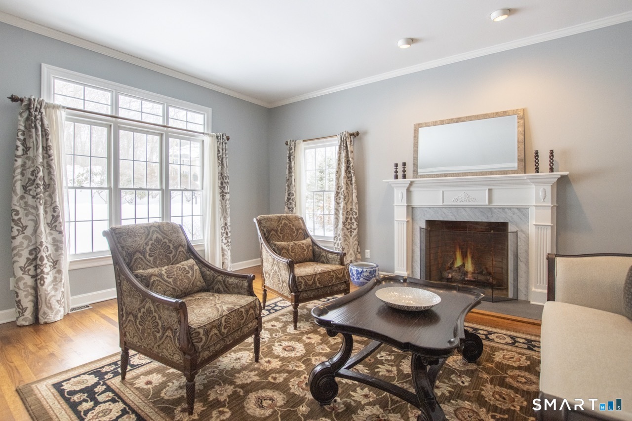 102 Coventry Lane