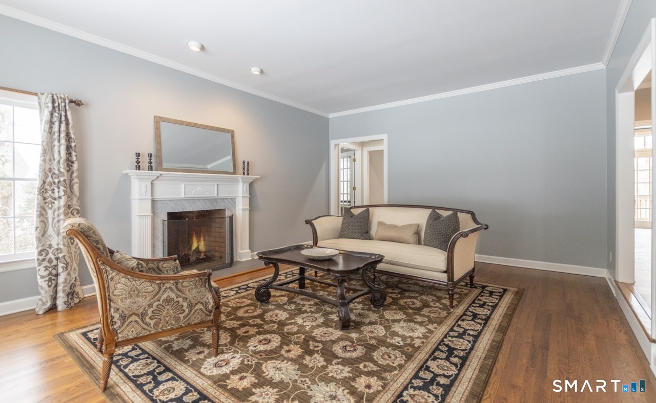 102 Coventry Lane