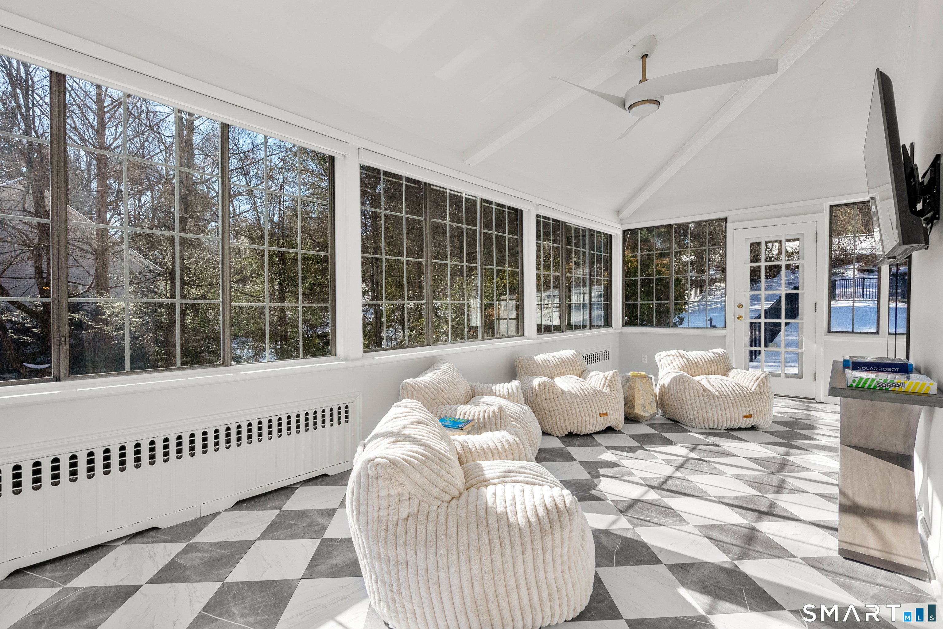 13 River Lane