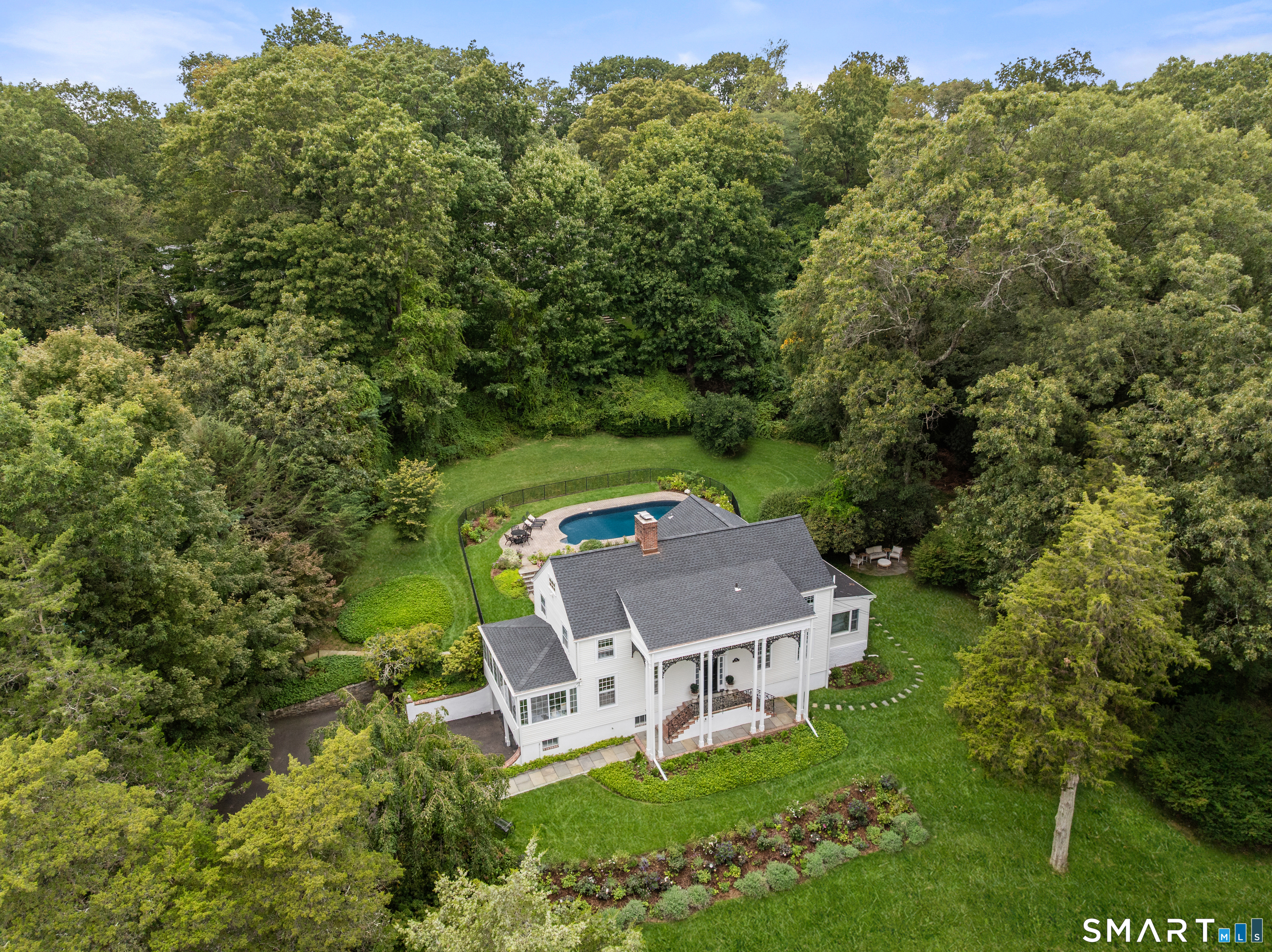 13 River Lane