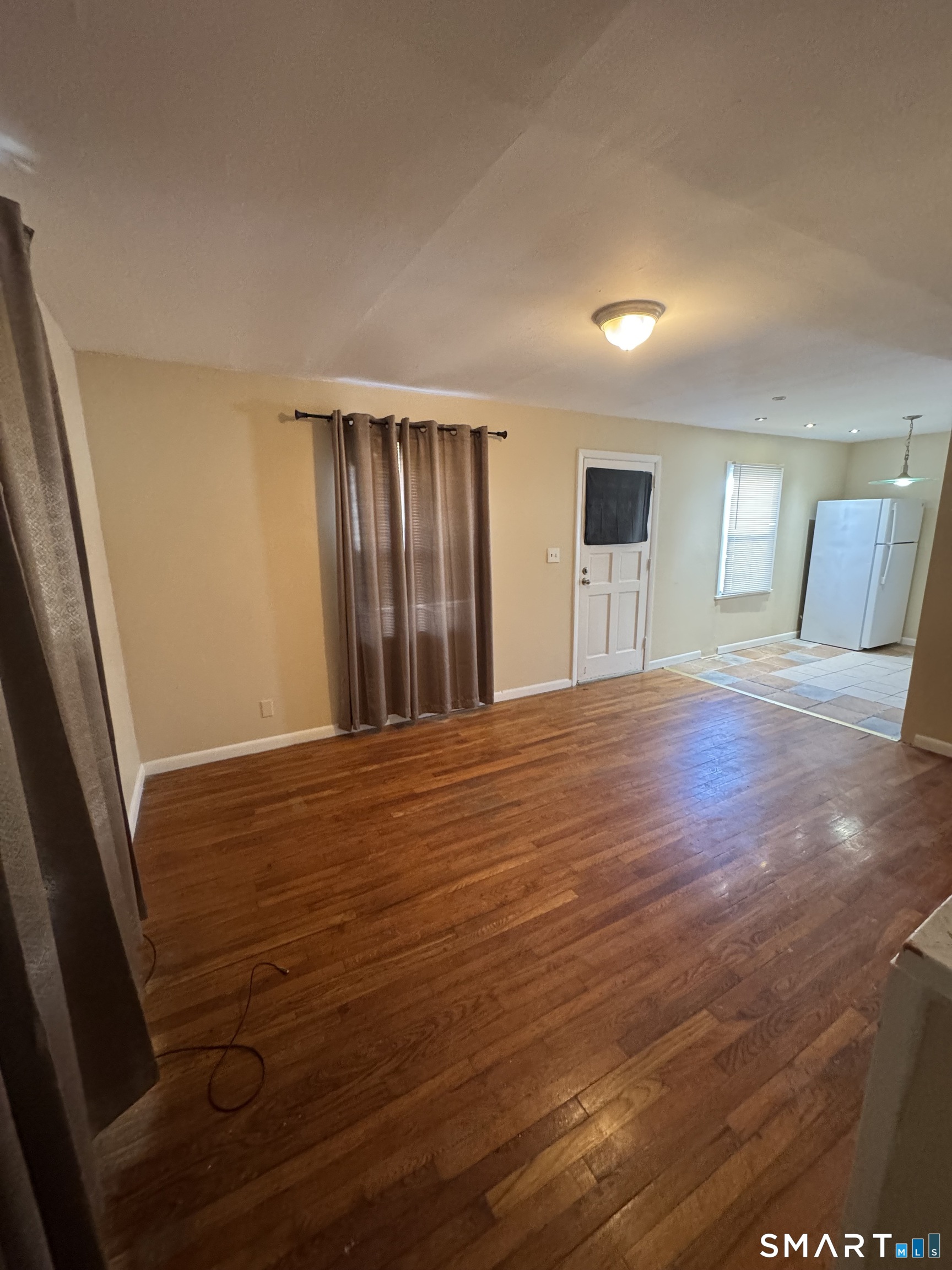 117 Dupont Place 119