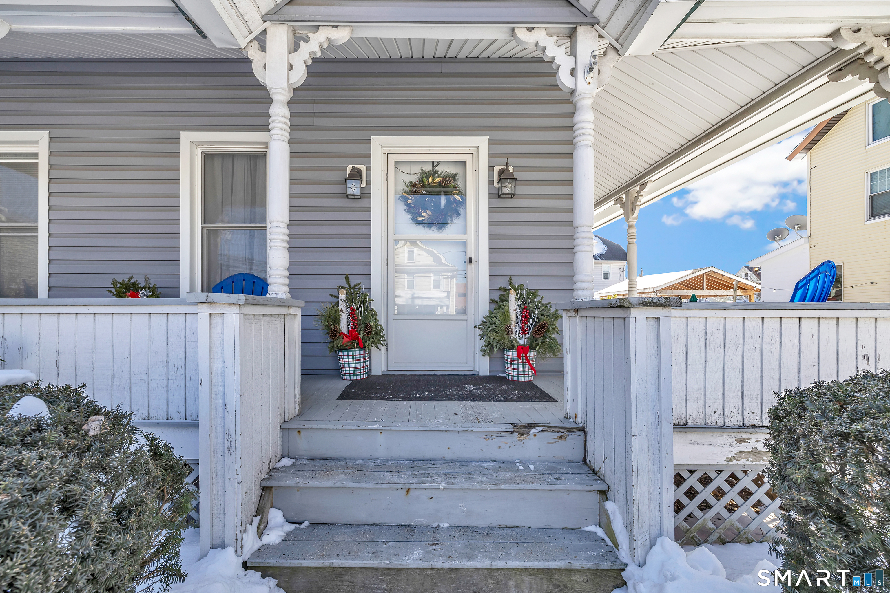 10 Burritt Avenue