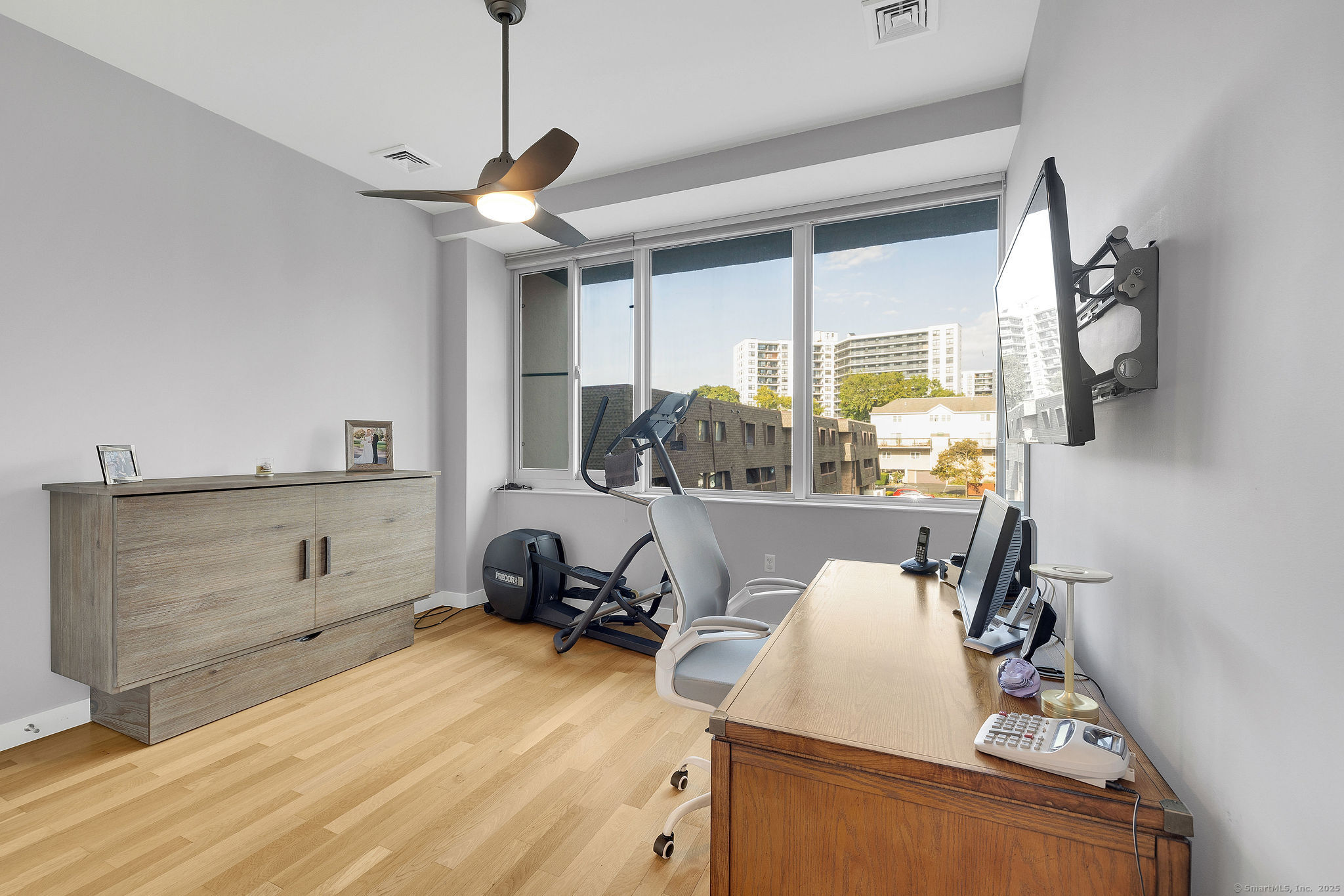 1515 Summer Street 302