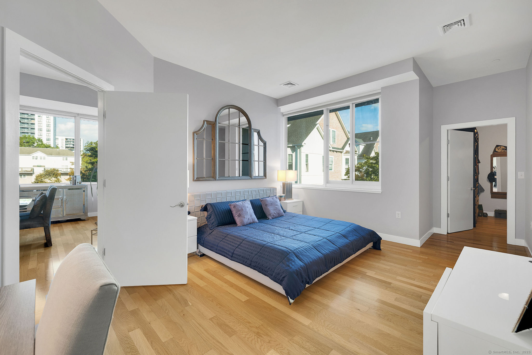 1515 Summer Street 302