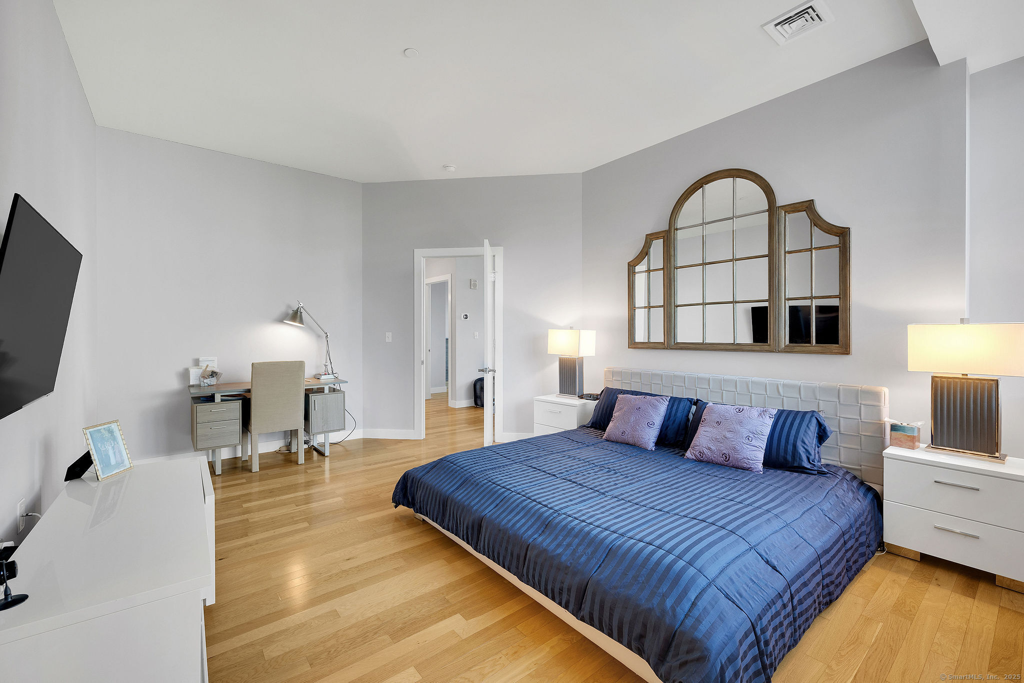 1515 Summer Street 302