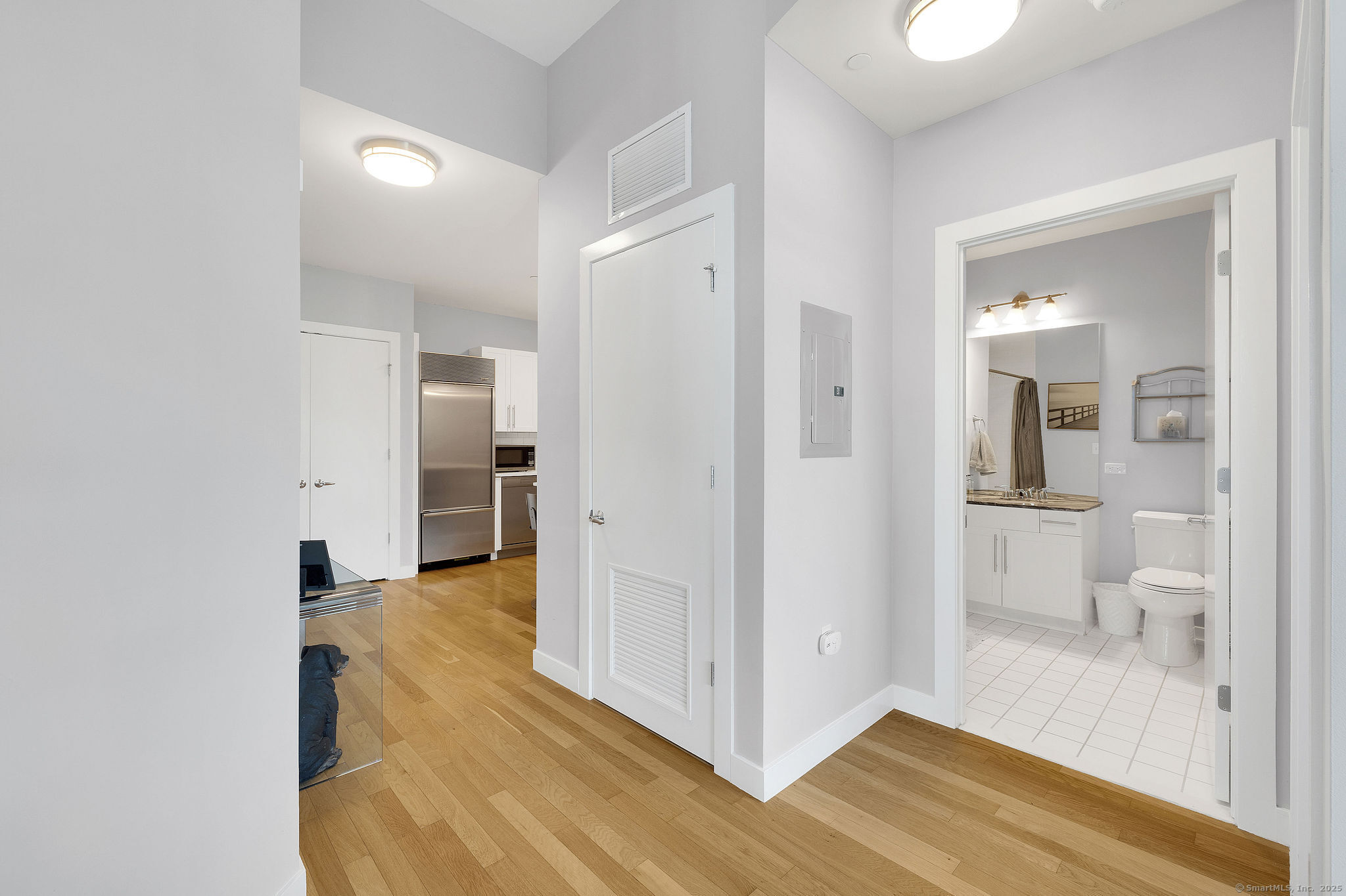 1515 Summer Street 302