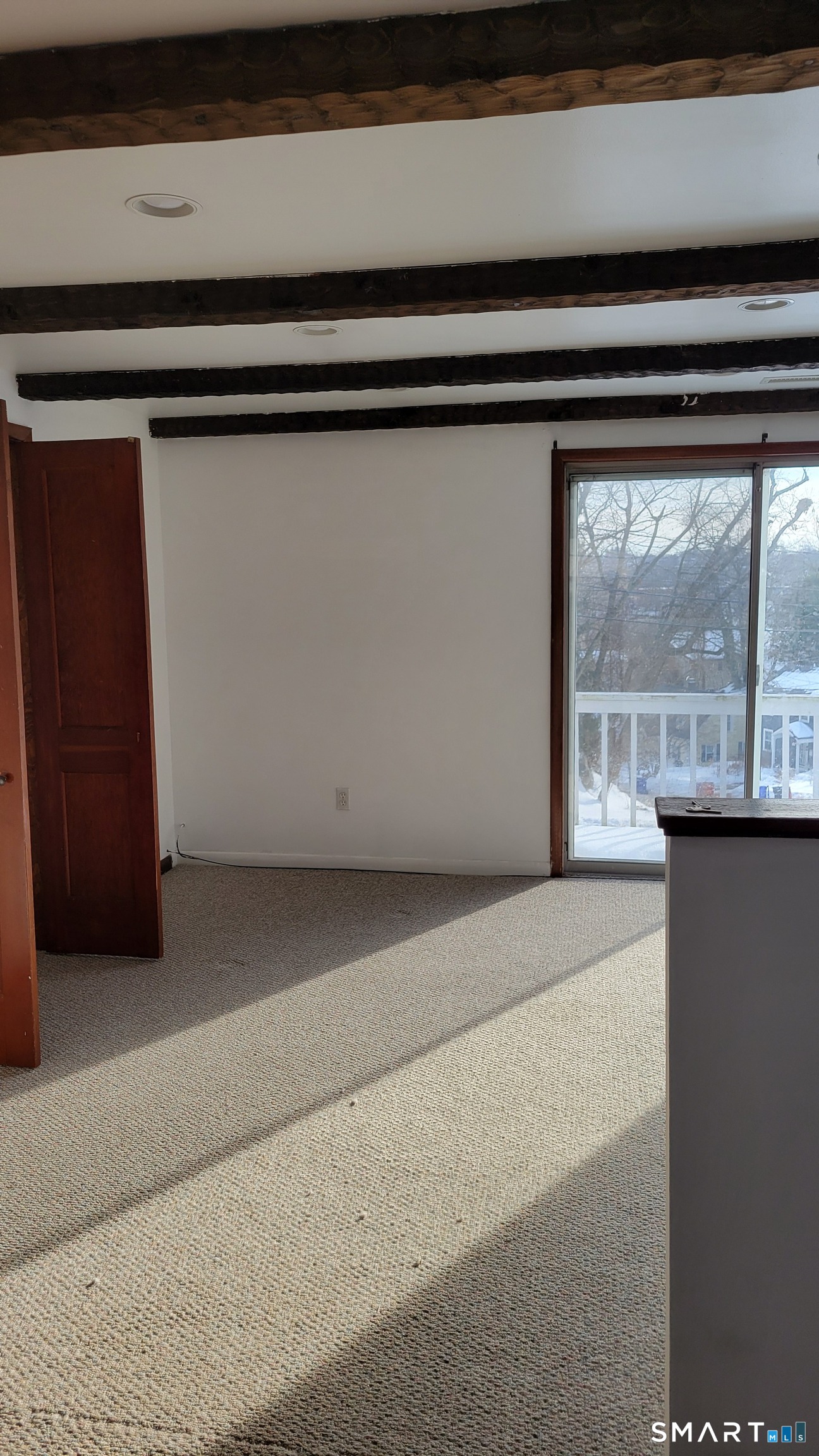 85 Ohio Avenue Extension 2nd fl