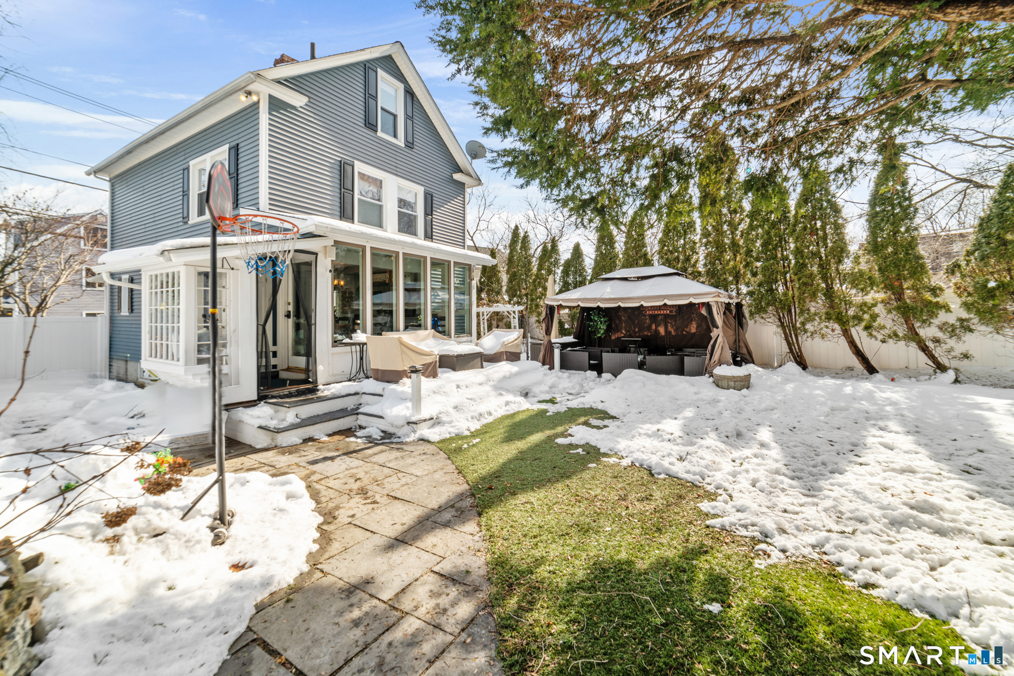 1 Overlook Avenue