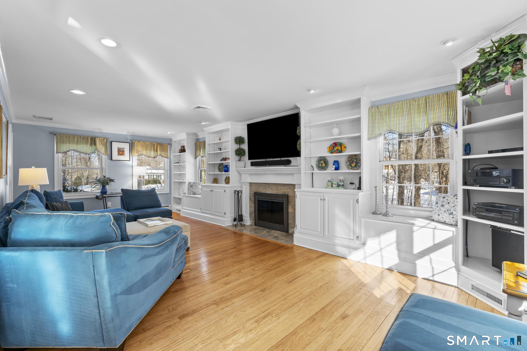 10 Foxwood Road