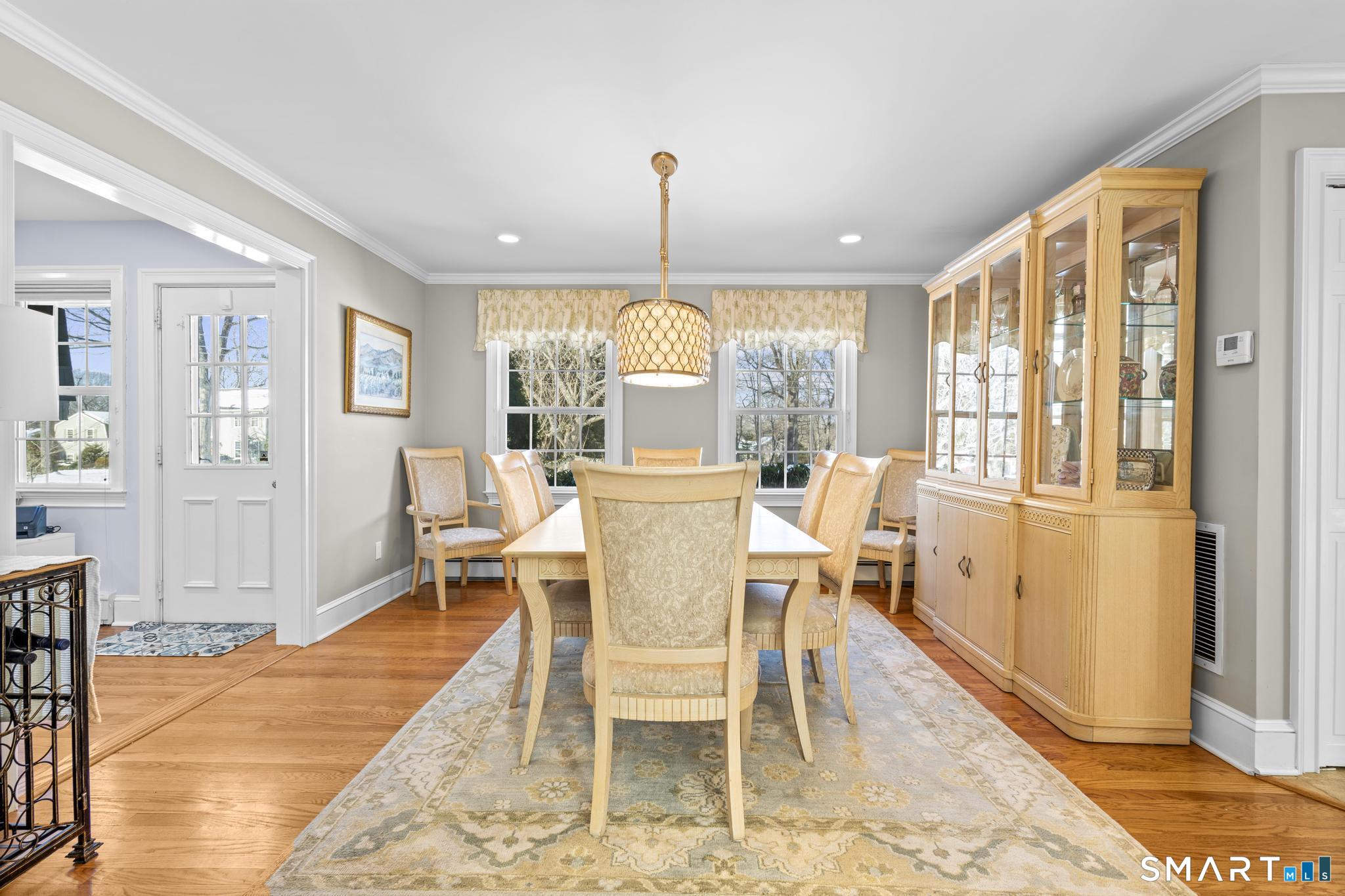 10 Foxwood Road