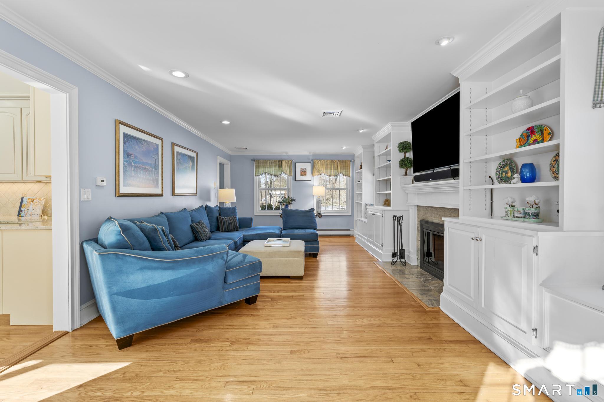 10 Foxwood Road