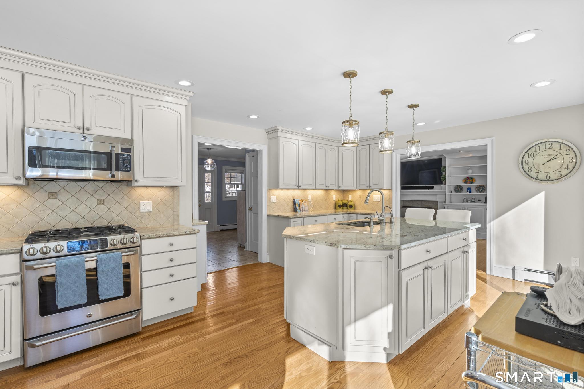 10 Foxwood Road