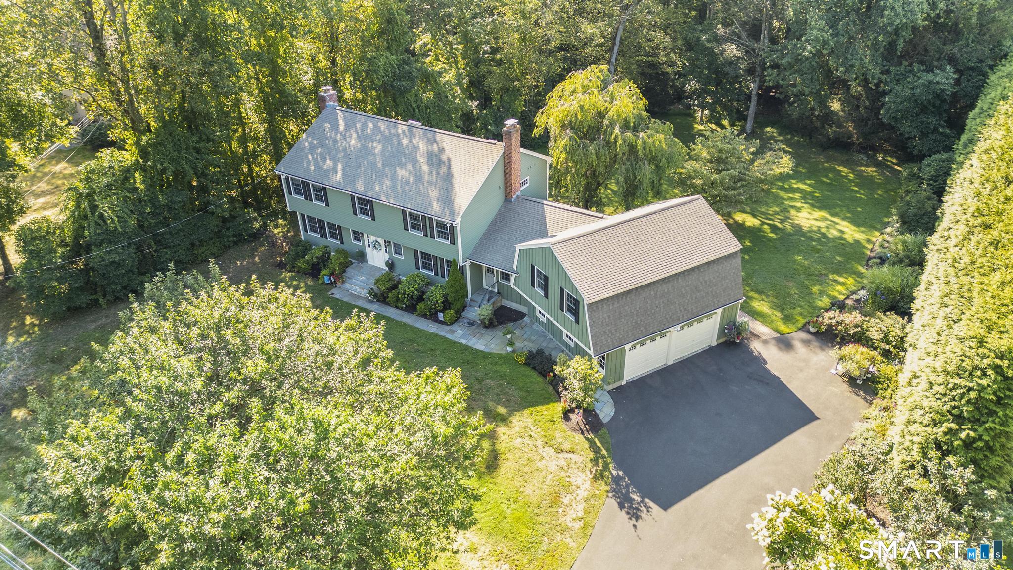 10 Foxwood Road