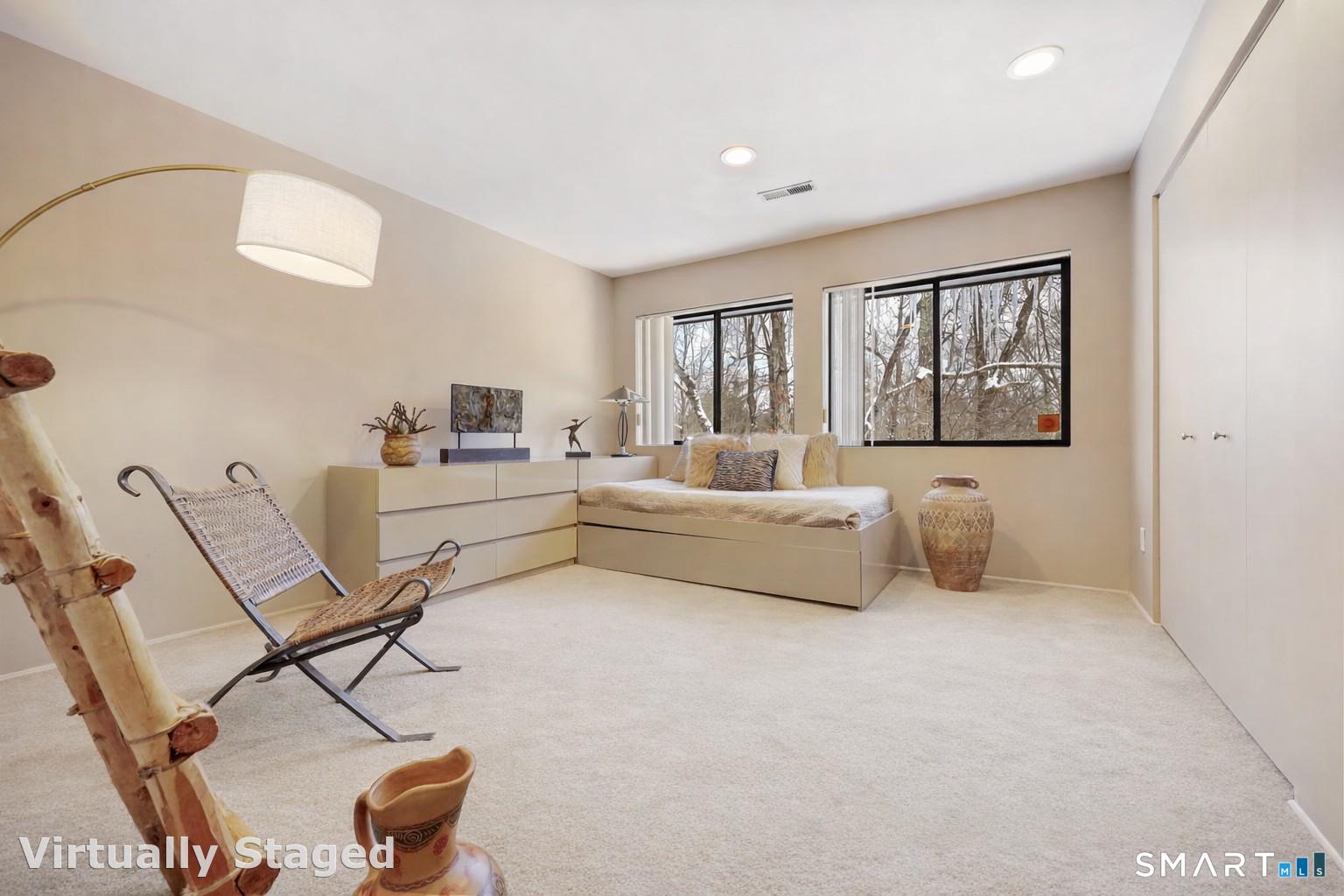53 Rock Hill Road