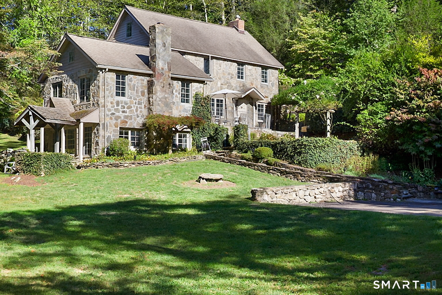 10 Charcoal Hill Road