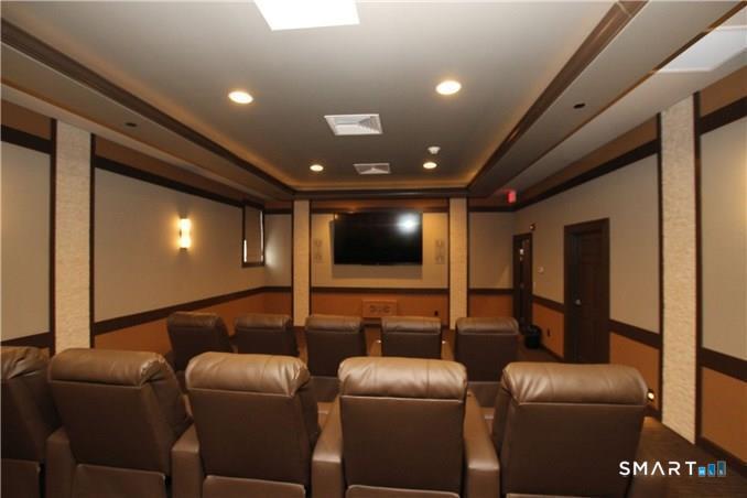 414 Center Meadow Lane 414