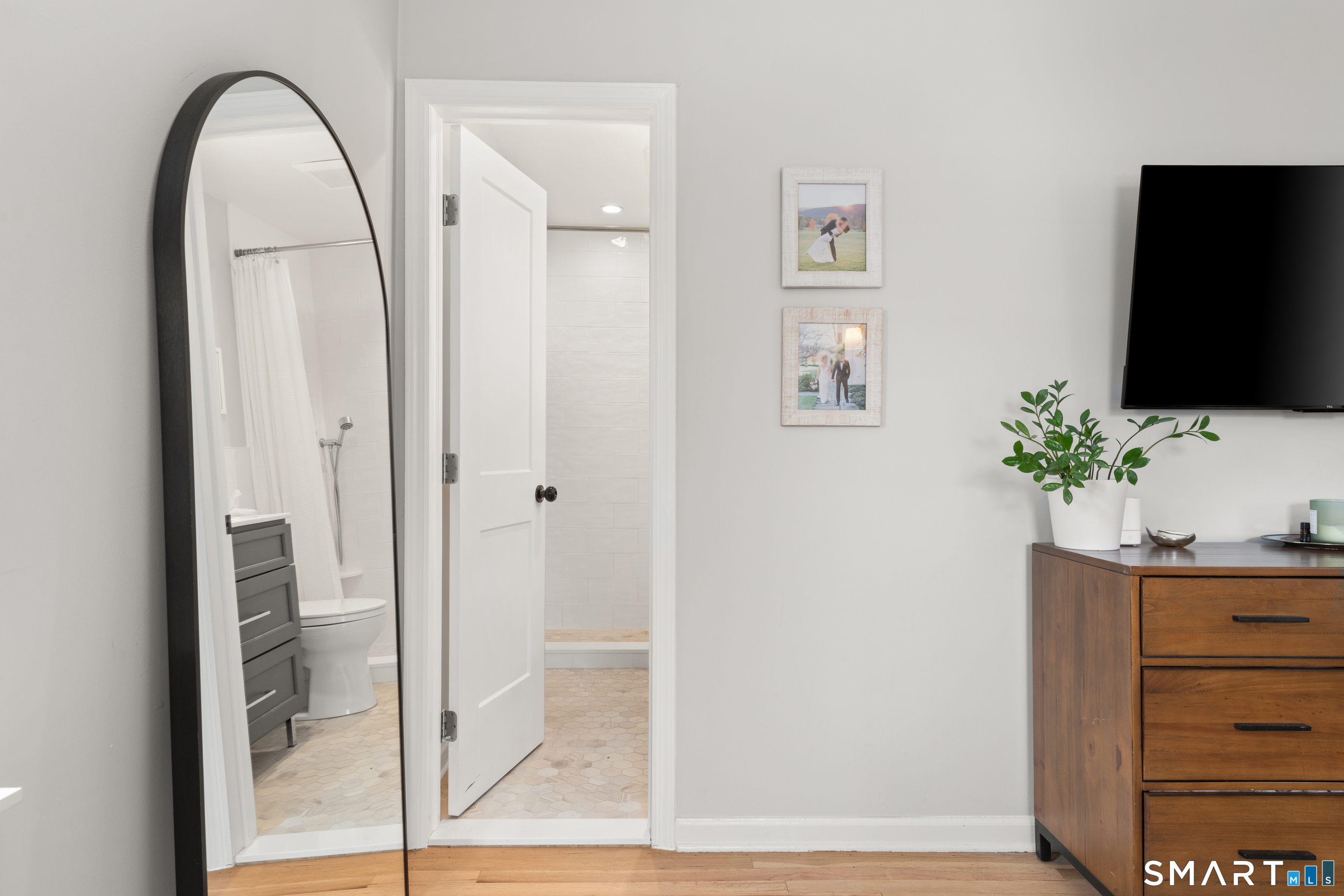 164 Summer Street APT A