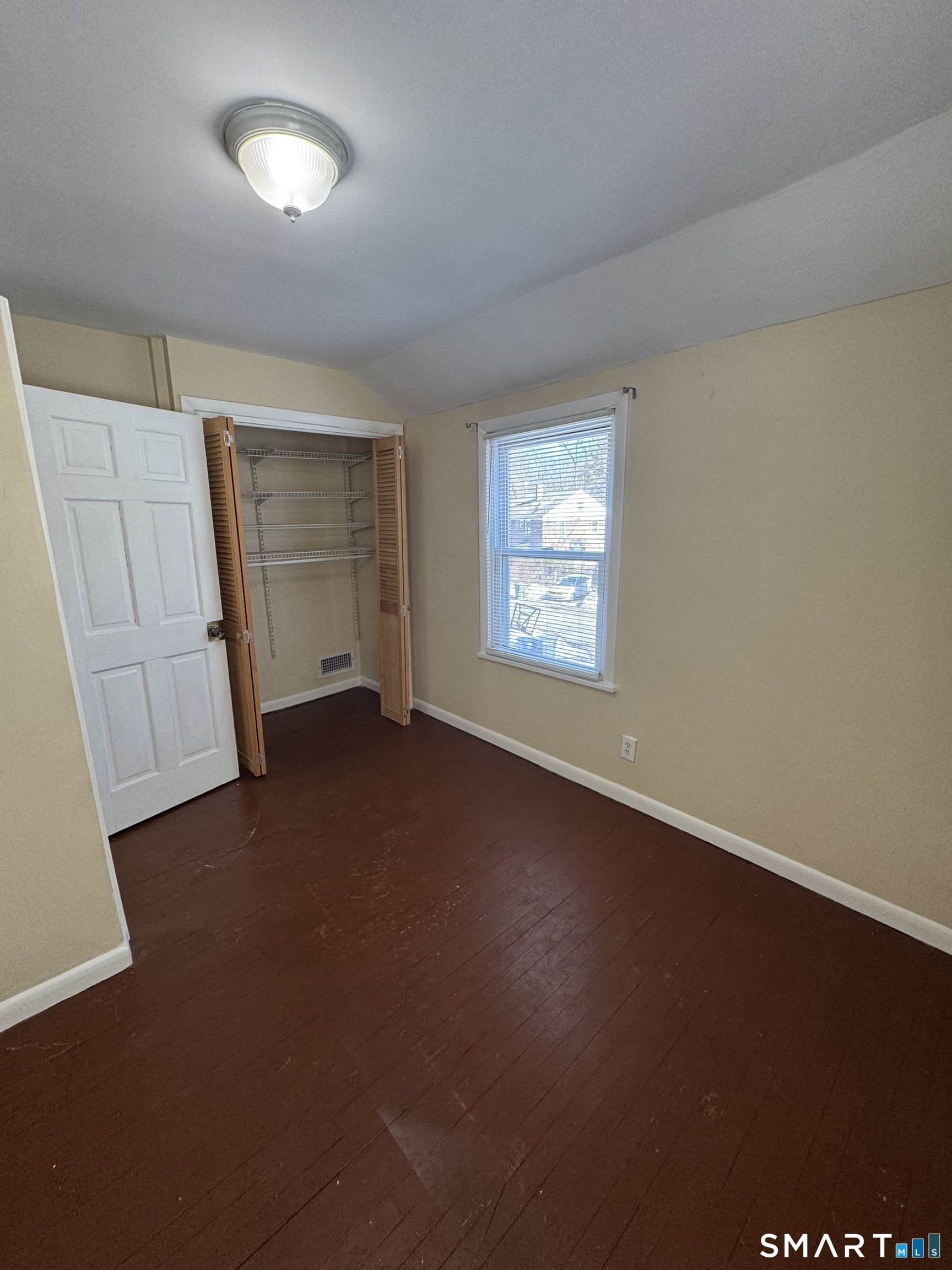 117 Dupont Place 117