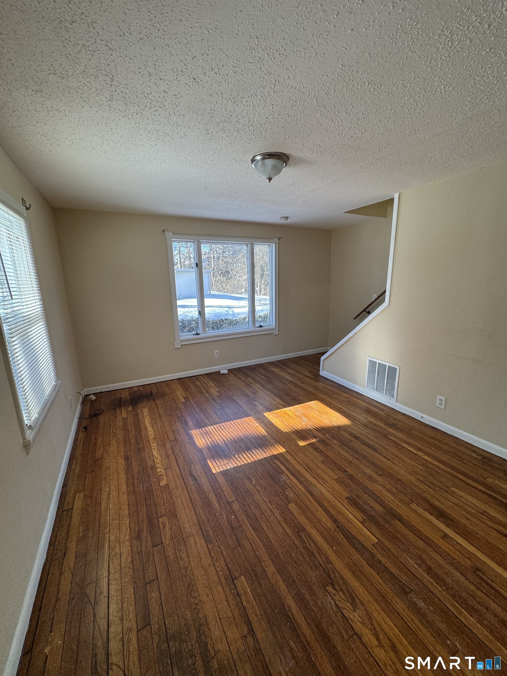 117 Dupont Place 117