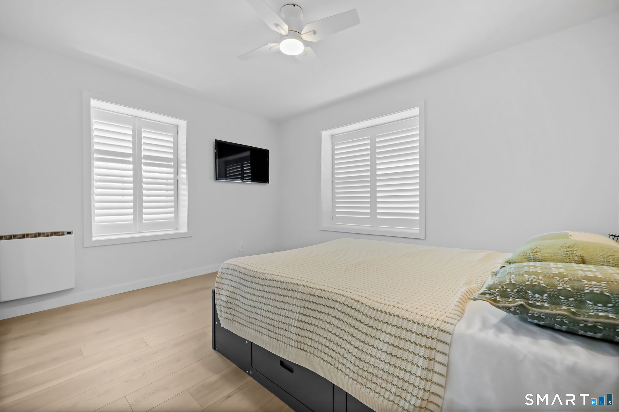 8 Elmcrest Terrace 100