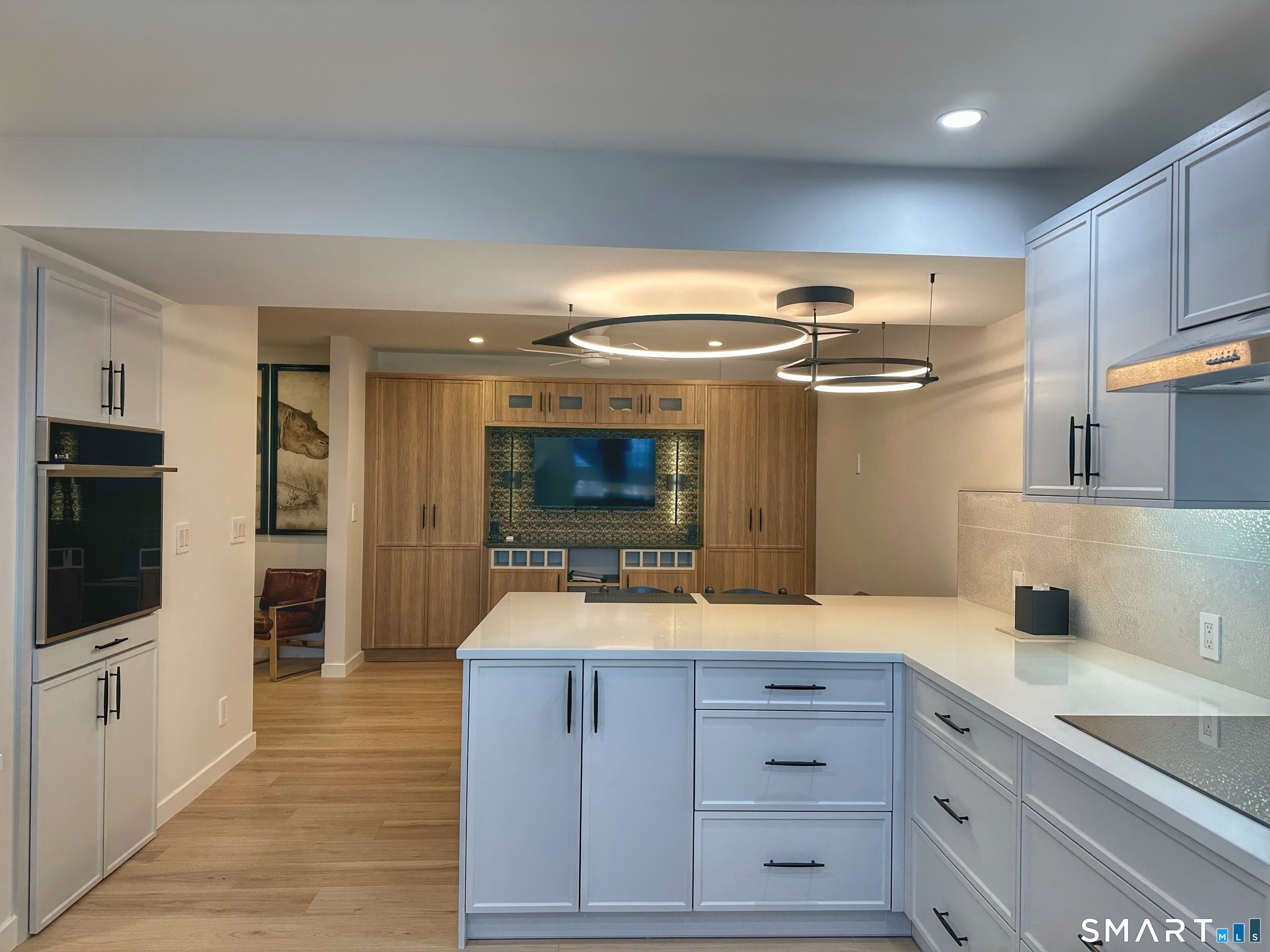 8 Elmcrest Terrace 100