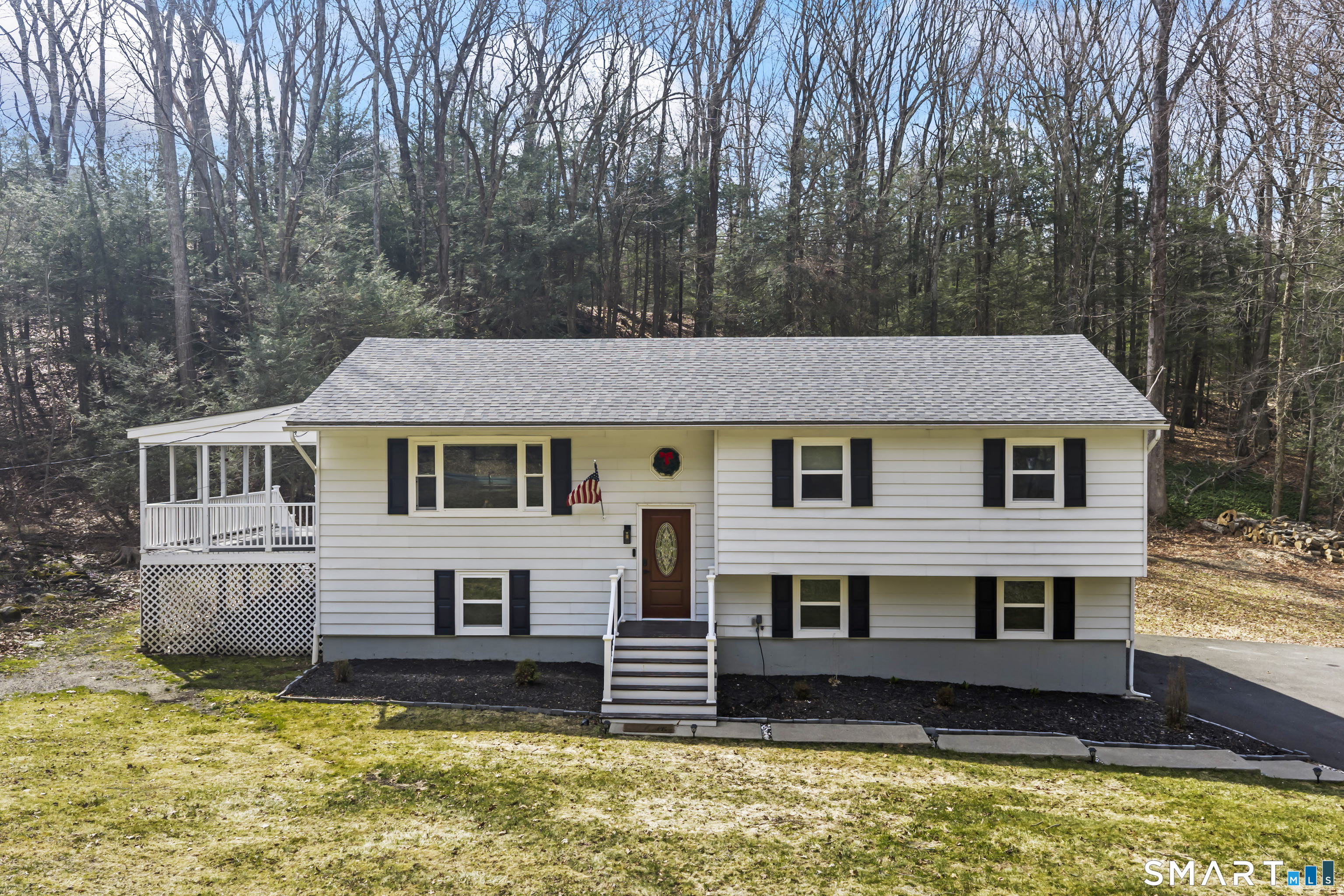 17 Valley Field Road South
