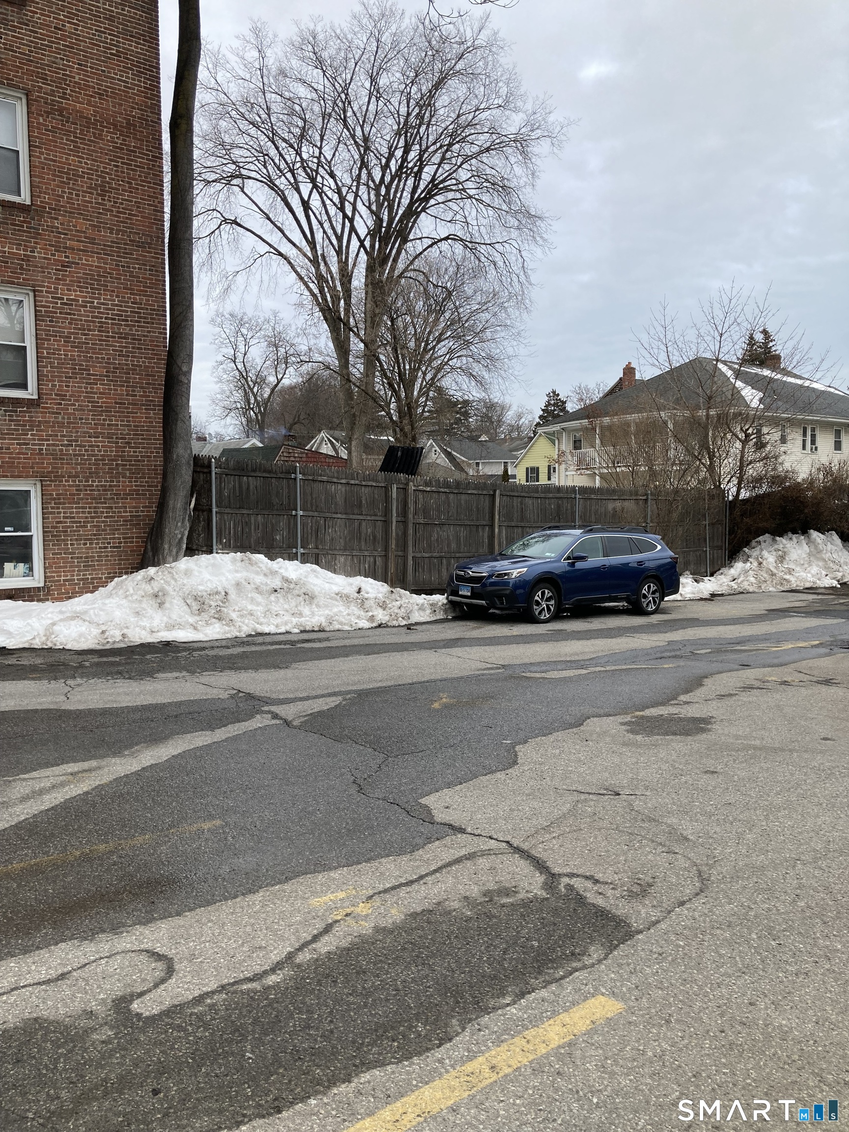 87 Glenbrook Road APT 6E