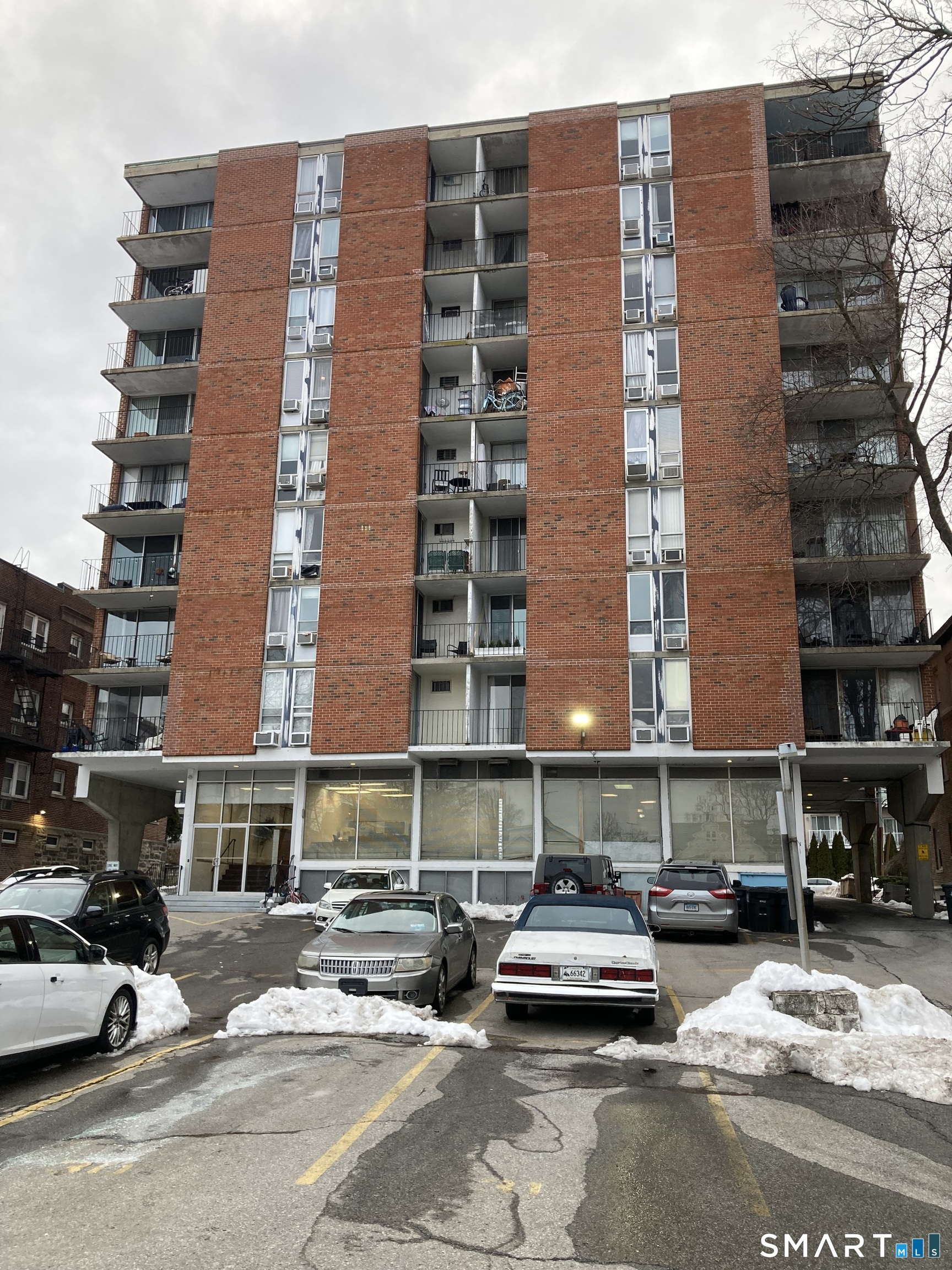 87 Glenbrook Road APT 6E