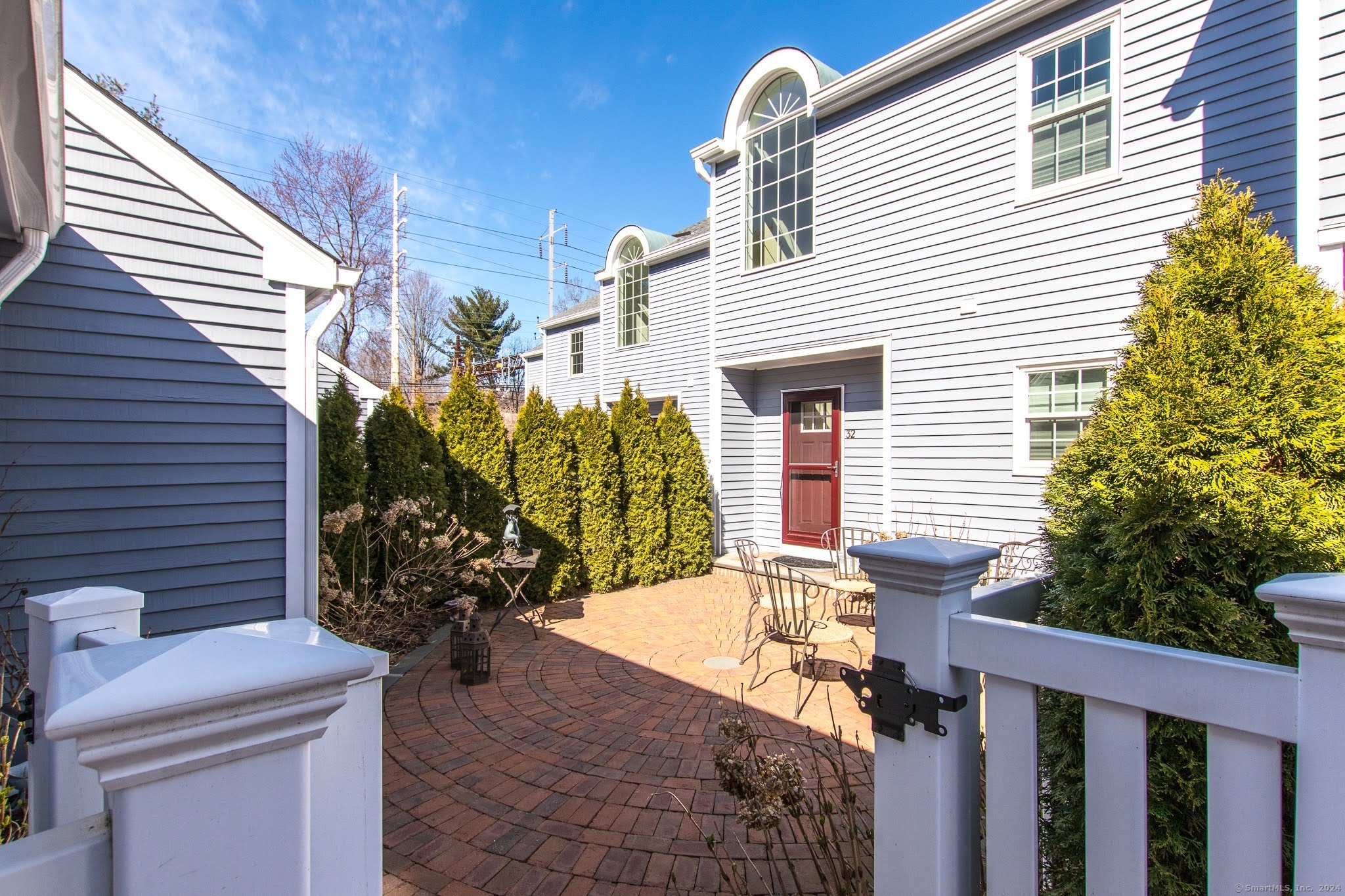 32 Edgewater Commons Lane 32