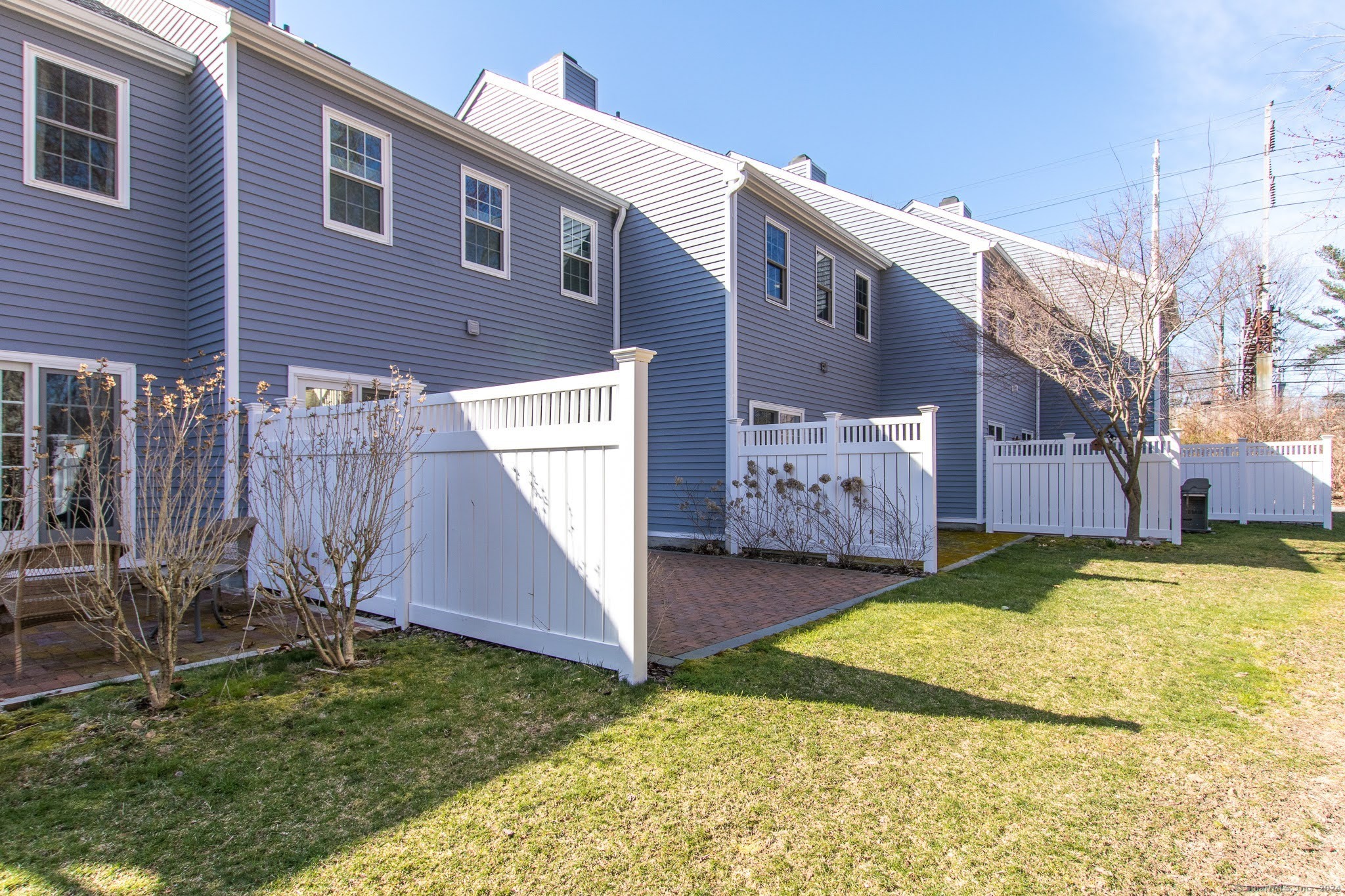 32 Edgewater Commons Lane 32