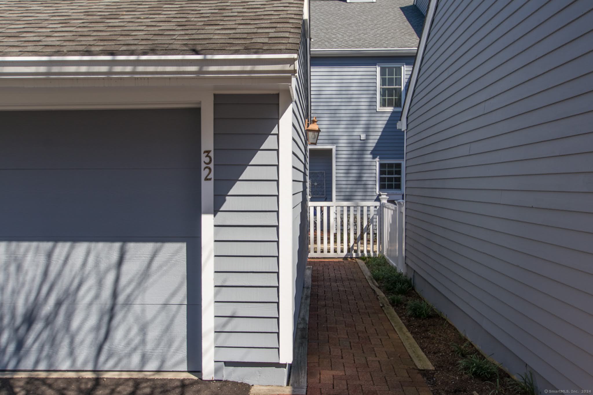 32 Edgewater Commons Lane 32