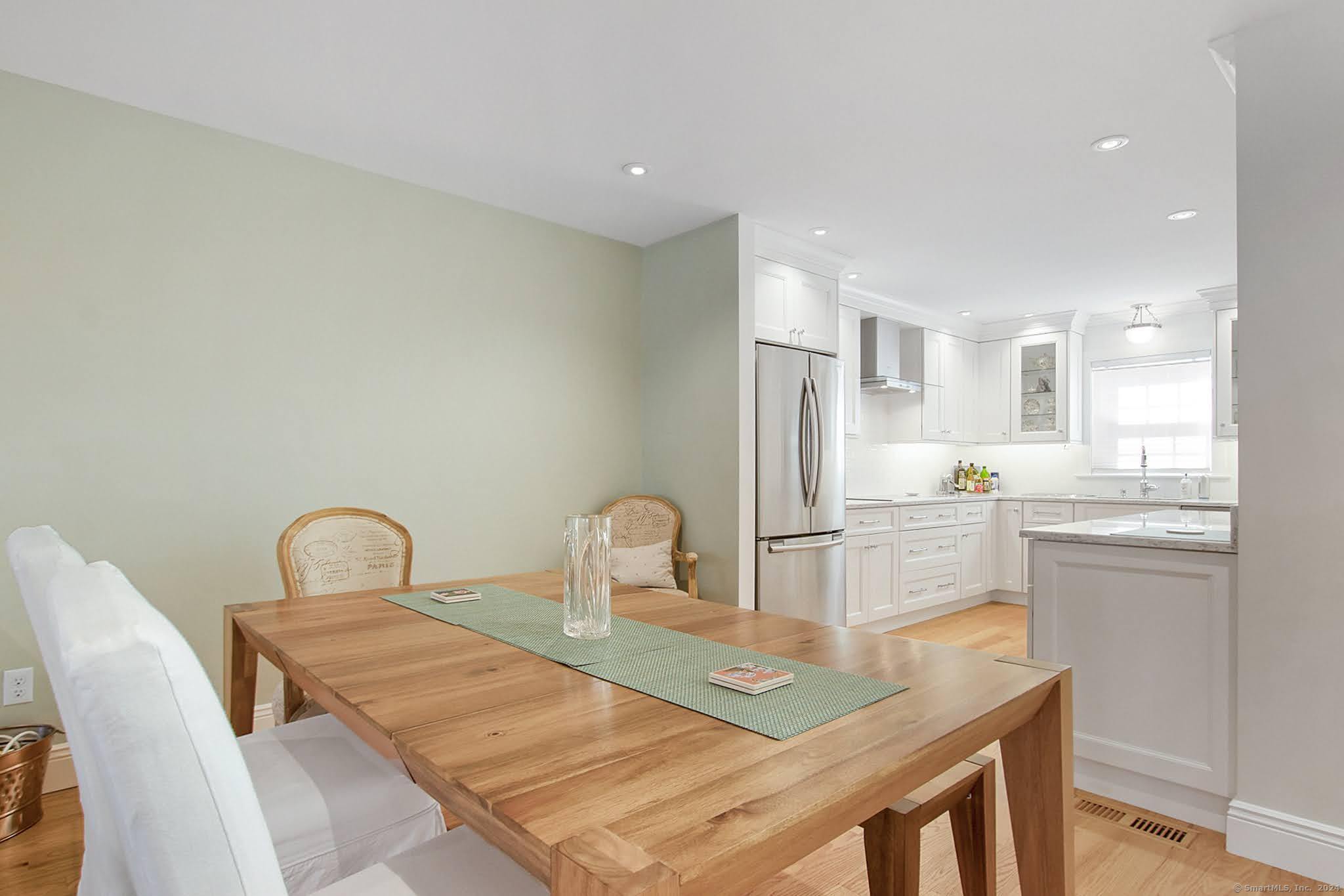 32 Edgewater Commons Lane 32