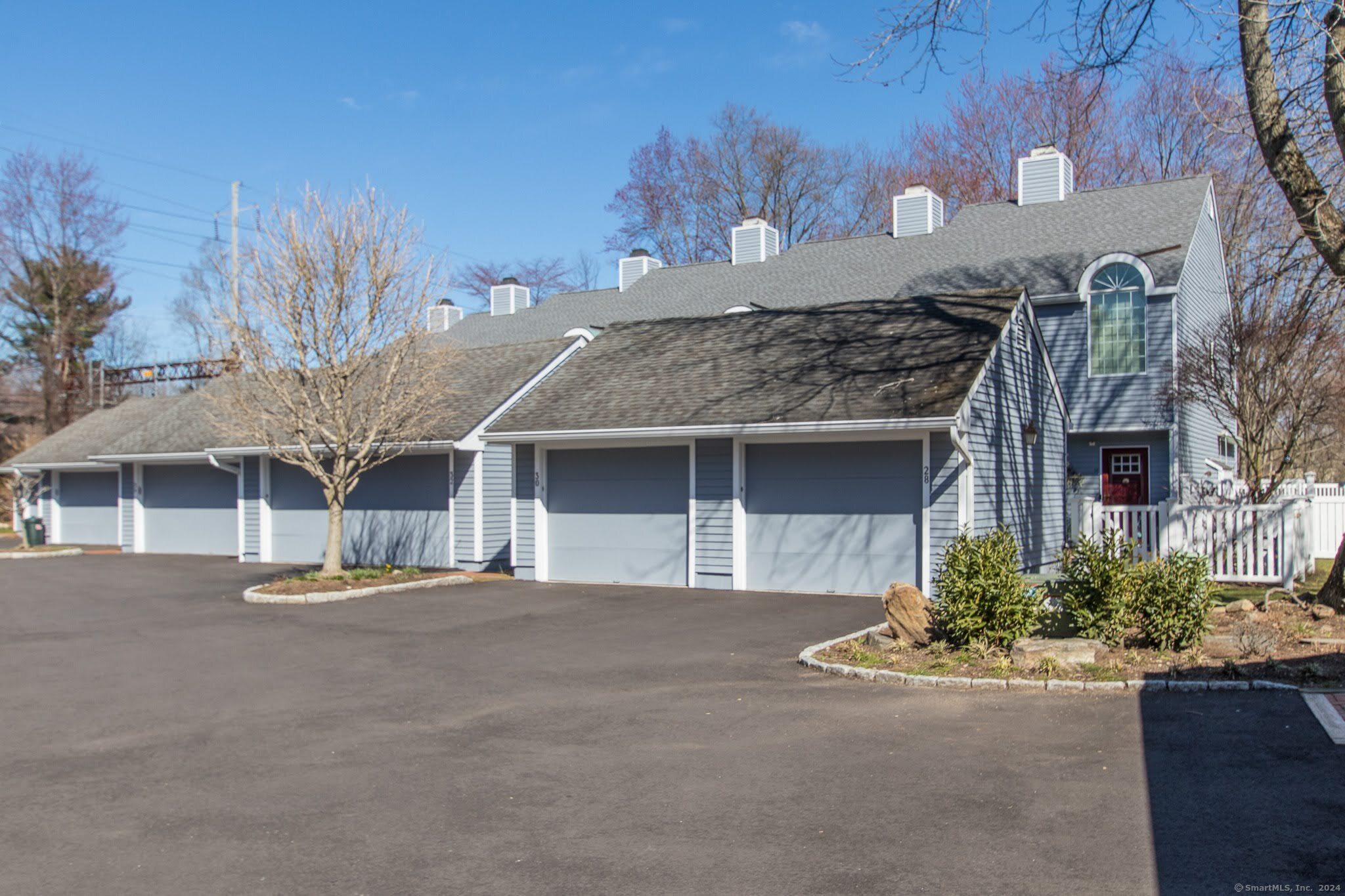 32 Edgewater Commons Lane 32