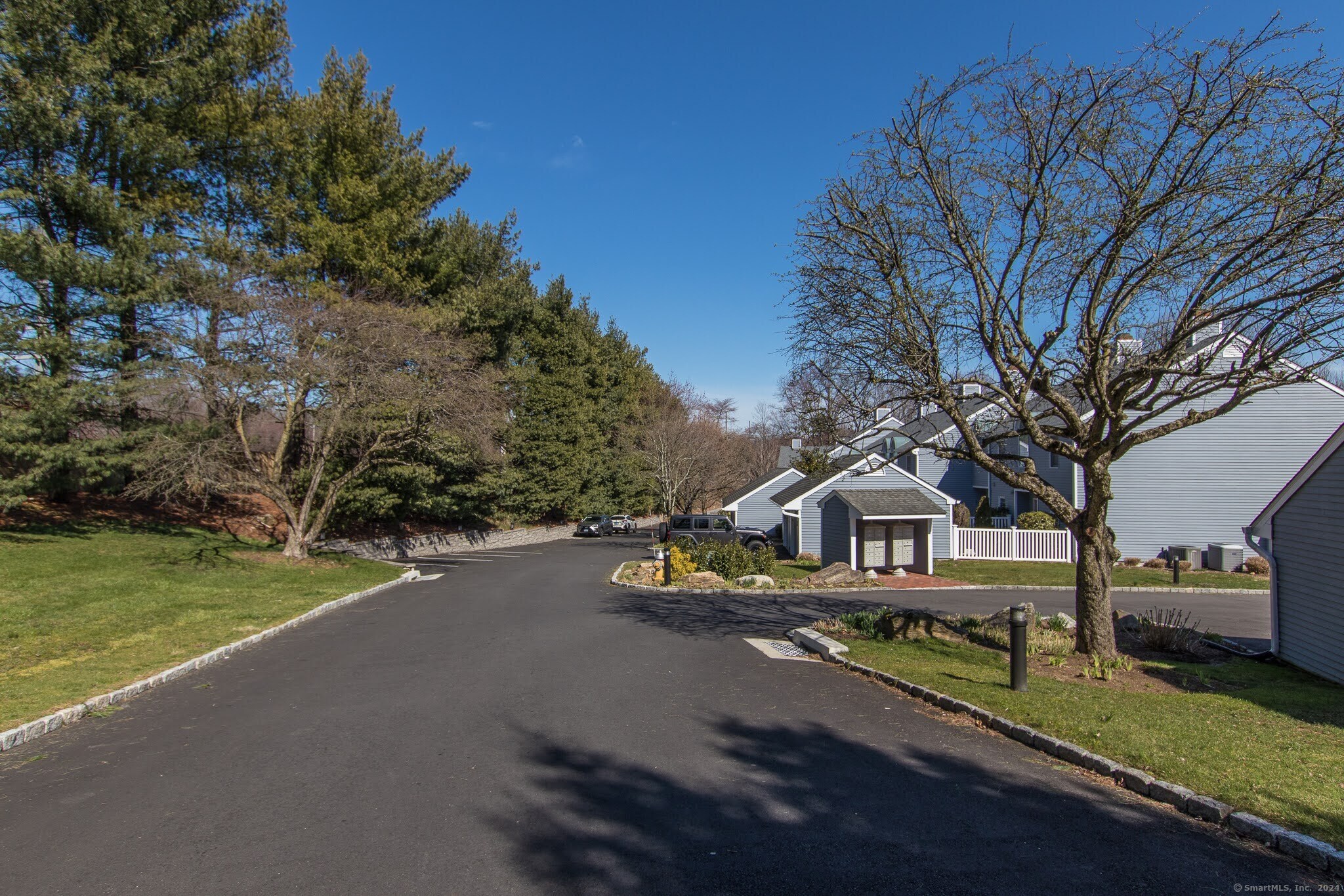 32 Edgewater Commons Lane 32