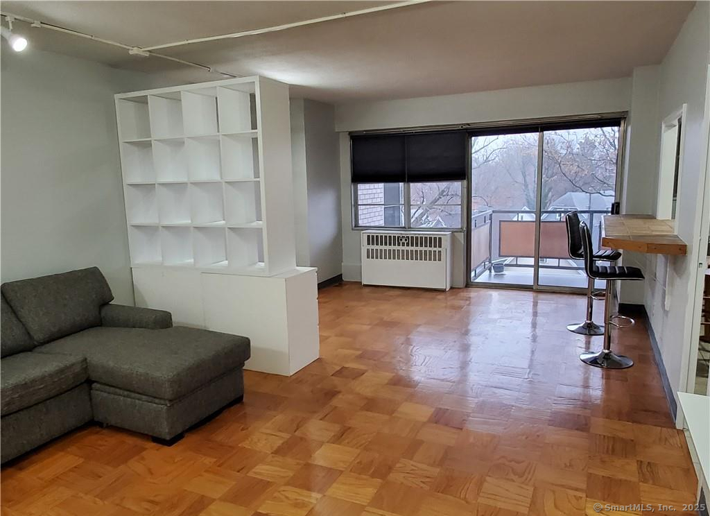 80 Cartright Street 6L