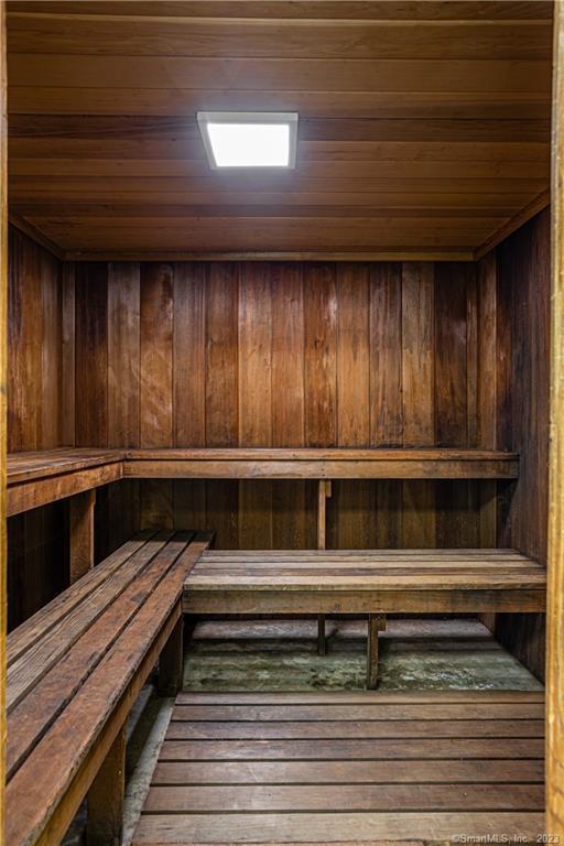 50 Glenbrook Road APT 16F