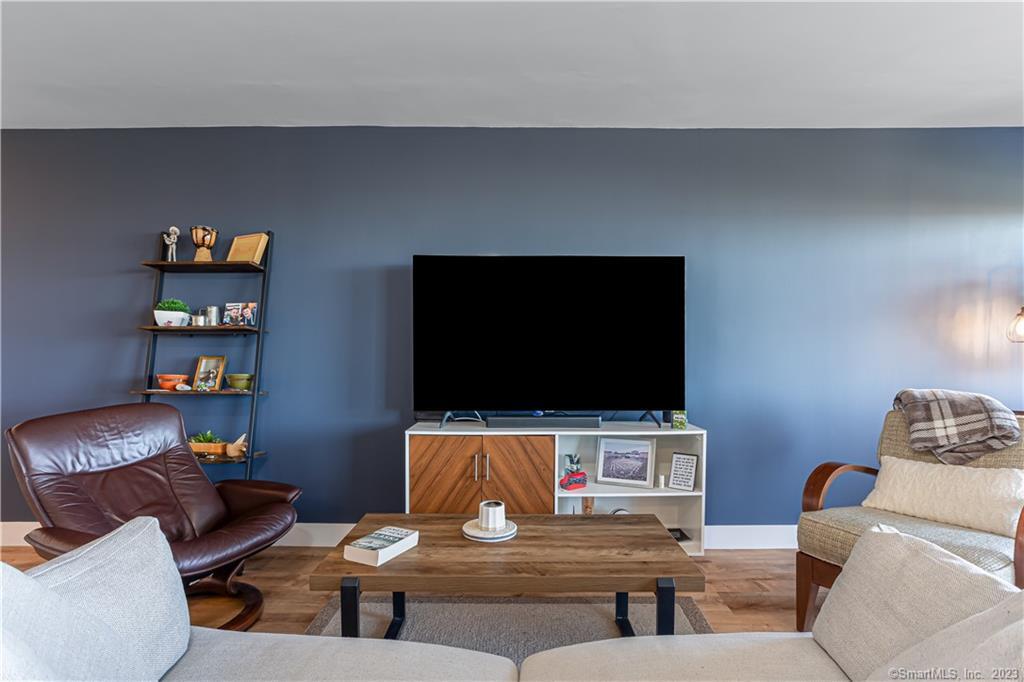 50 Glenbrook Road APT 16F