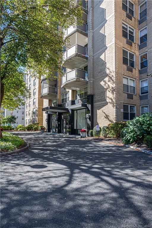 50 Glenbrook Road APT 16F