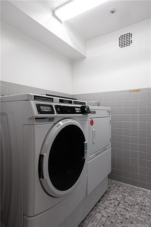 50 Glenbrook Road APT 16F