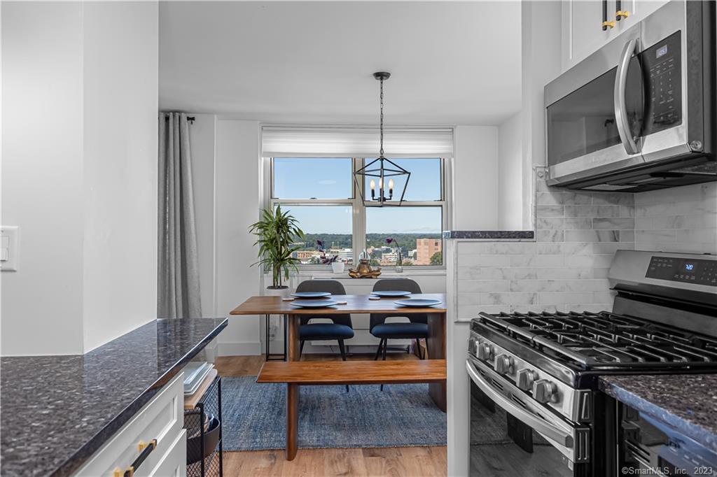 50 Glenbrook Road APT 16F