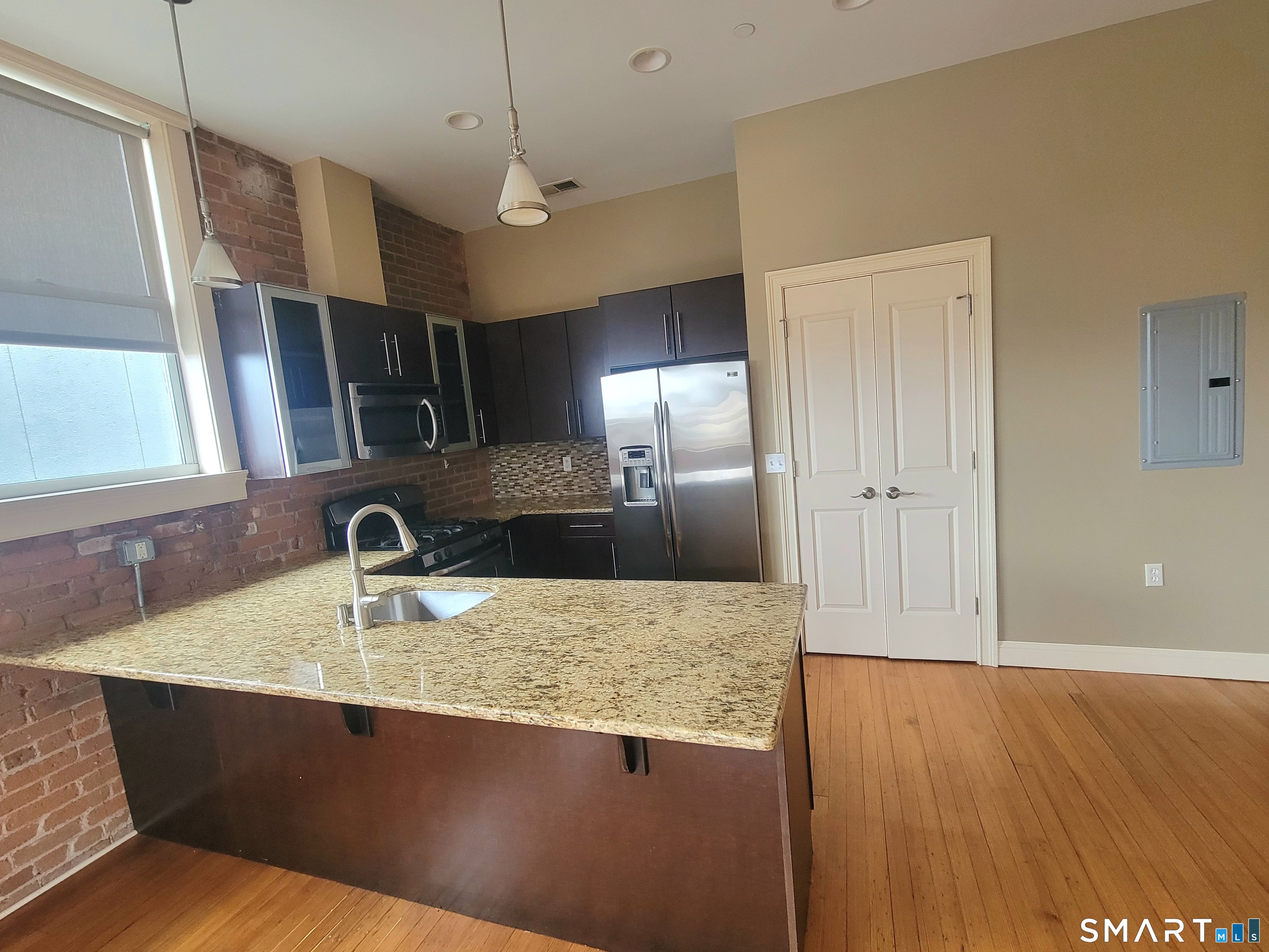 14 North Main Street 3H