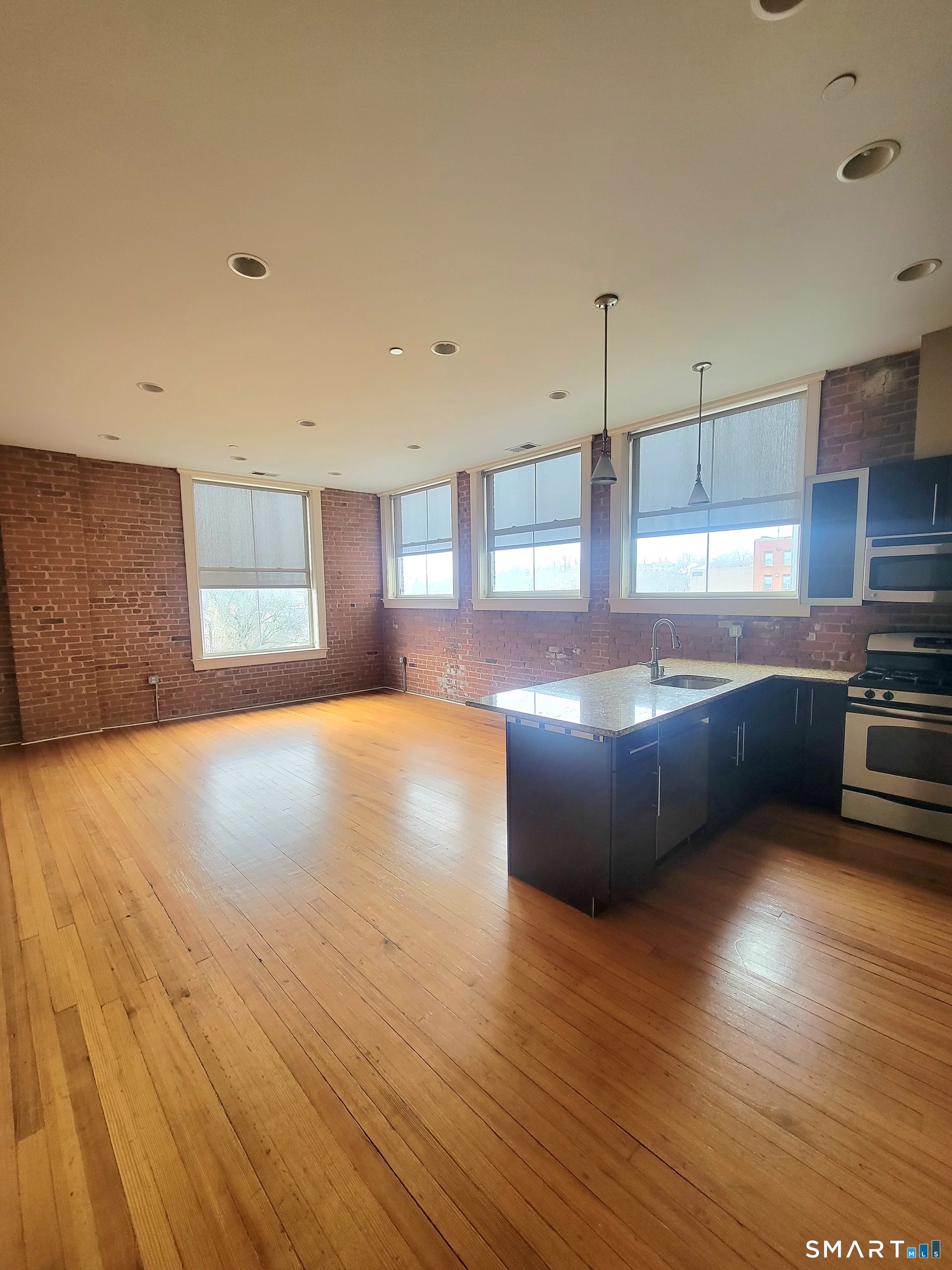 14 North Main Street 3H