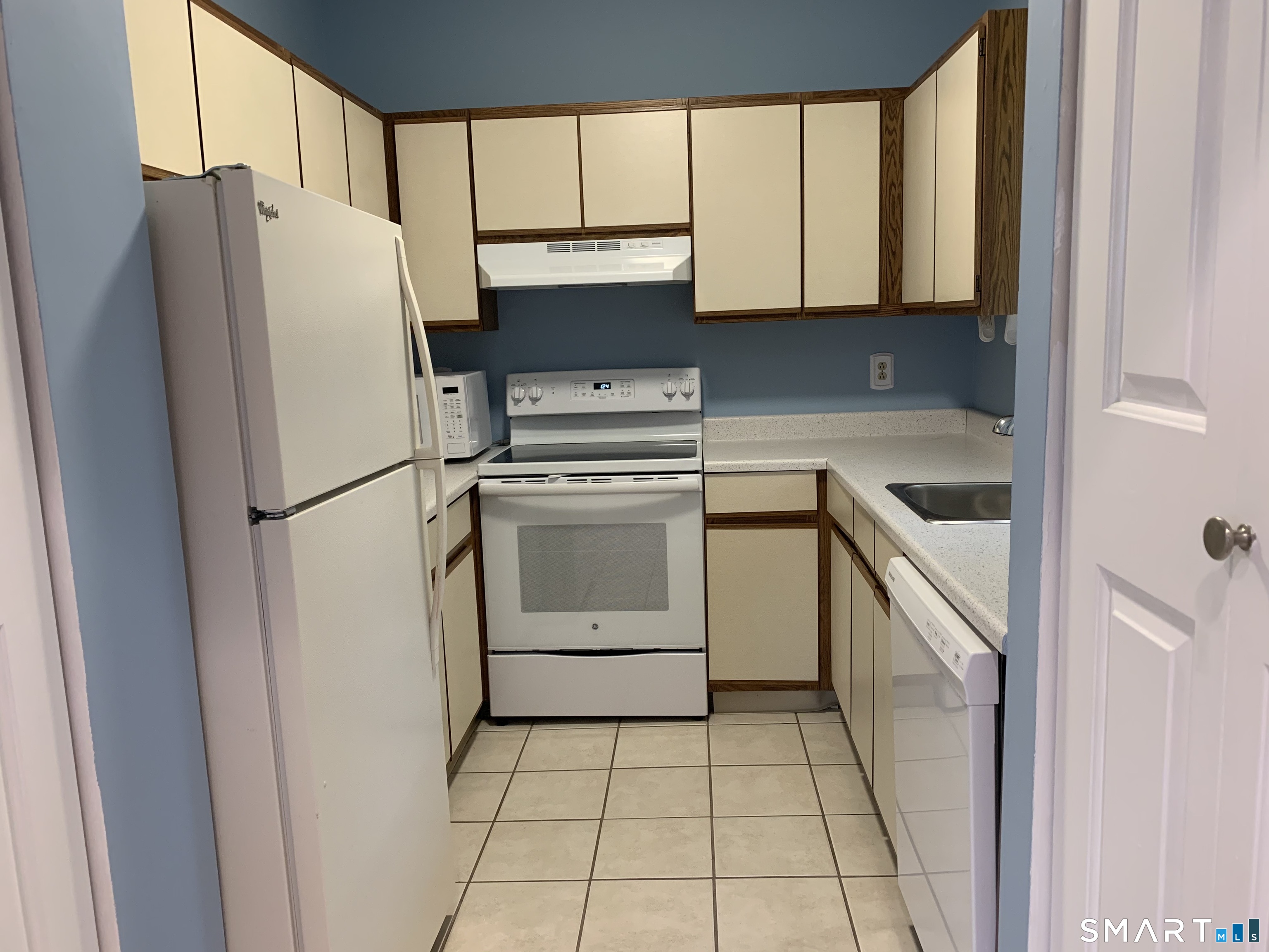 8 Taylor Avenue APT 2