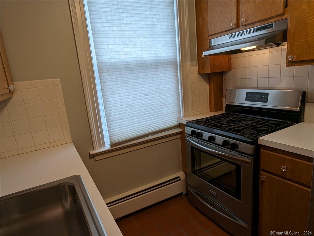 341 Alden Avenue APT 4