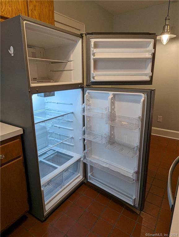 341 Alden Avenue APT 4