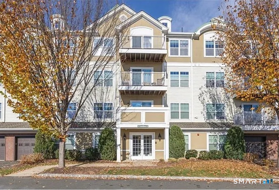 34 School House Drive 208